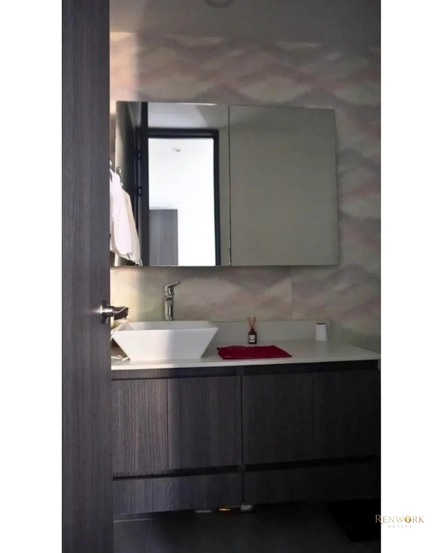 AMPLIO APARTAMENTO CIUDAD DEL RIO MEDELLIN · foto 20