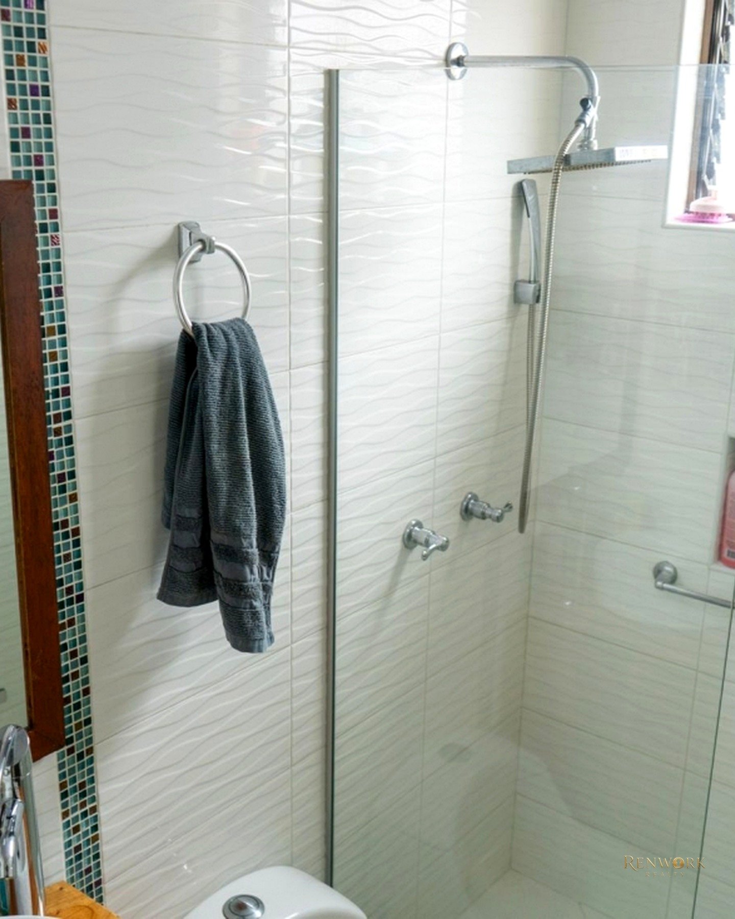 AMPLIO APARTAMENTO DÚPLEX A LA VENTA EN LAURELES · foto 20