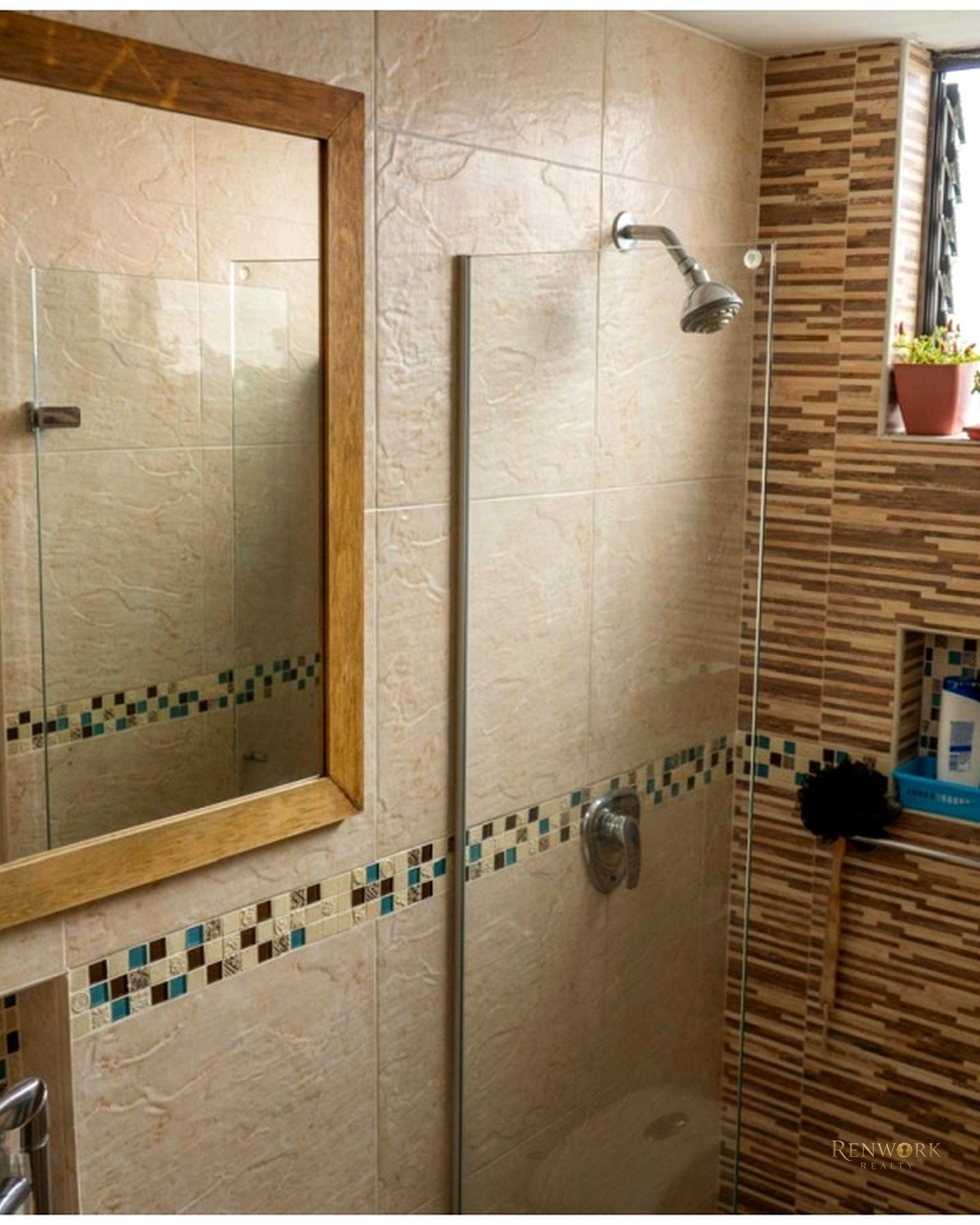 AMPLIO APARTAMENTO DÚPLEX A LA VENTA EN LAURELES · foto 19