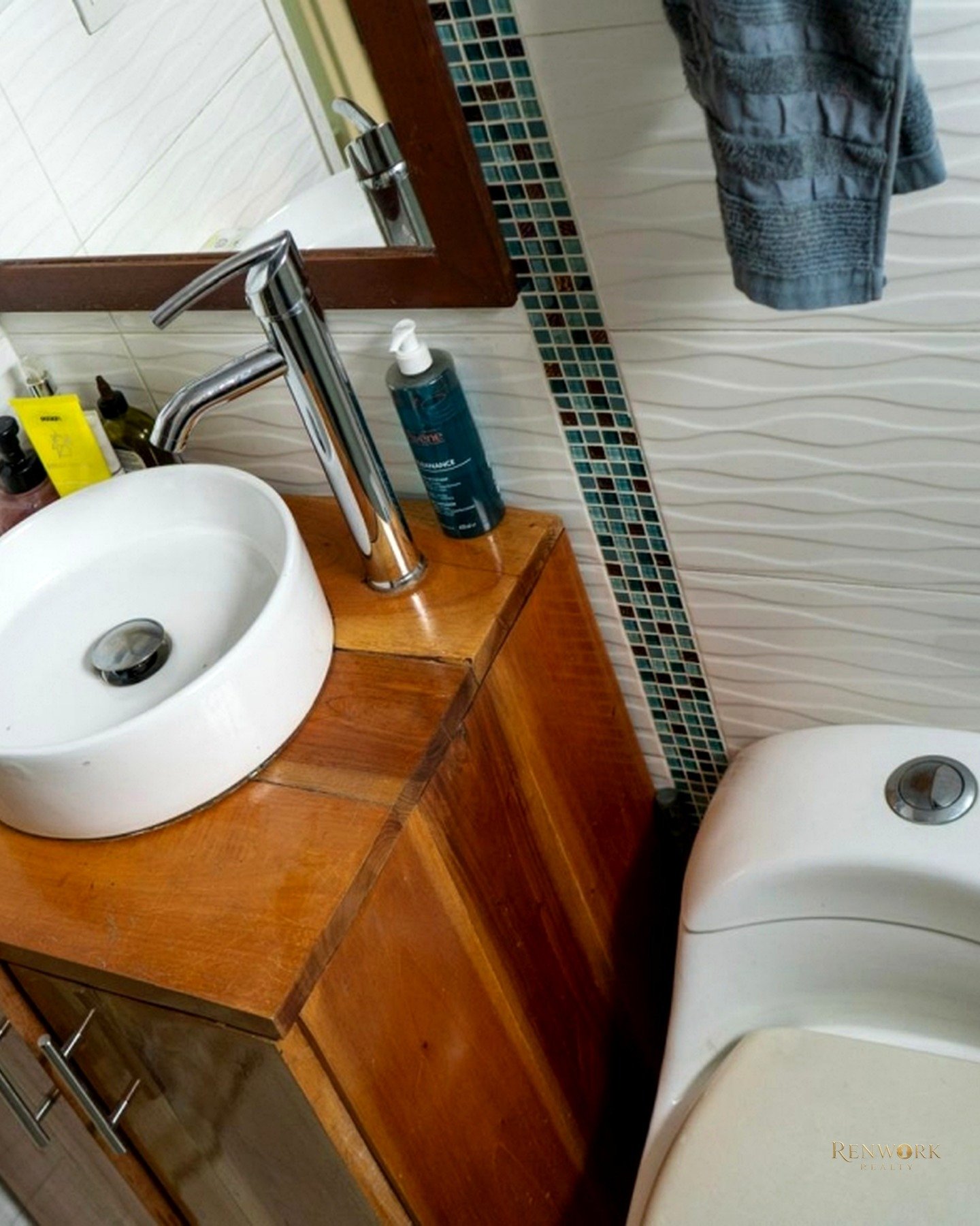 AMPLIO APARTAMENTO DÚPLEX A LA VENTA EN LAURELES · foto 22