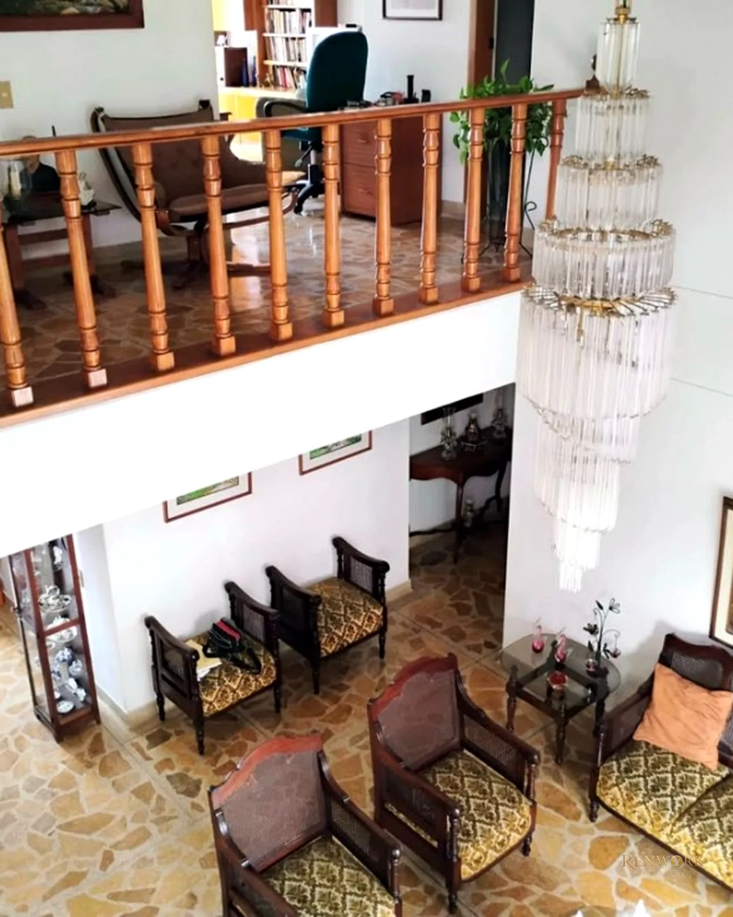 AMPLIO APARTAMENTO DUPLEX EN LAURELES · foto 7