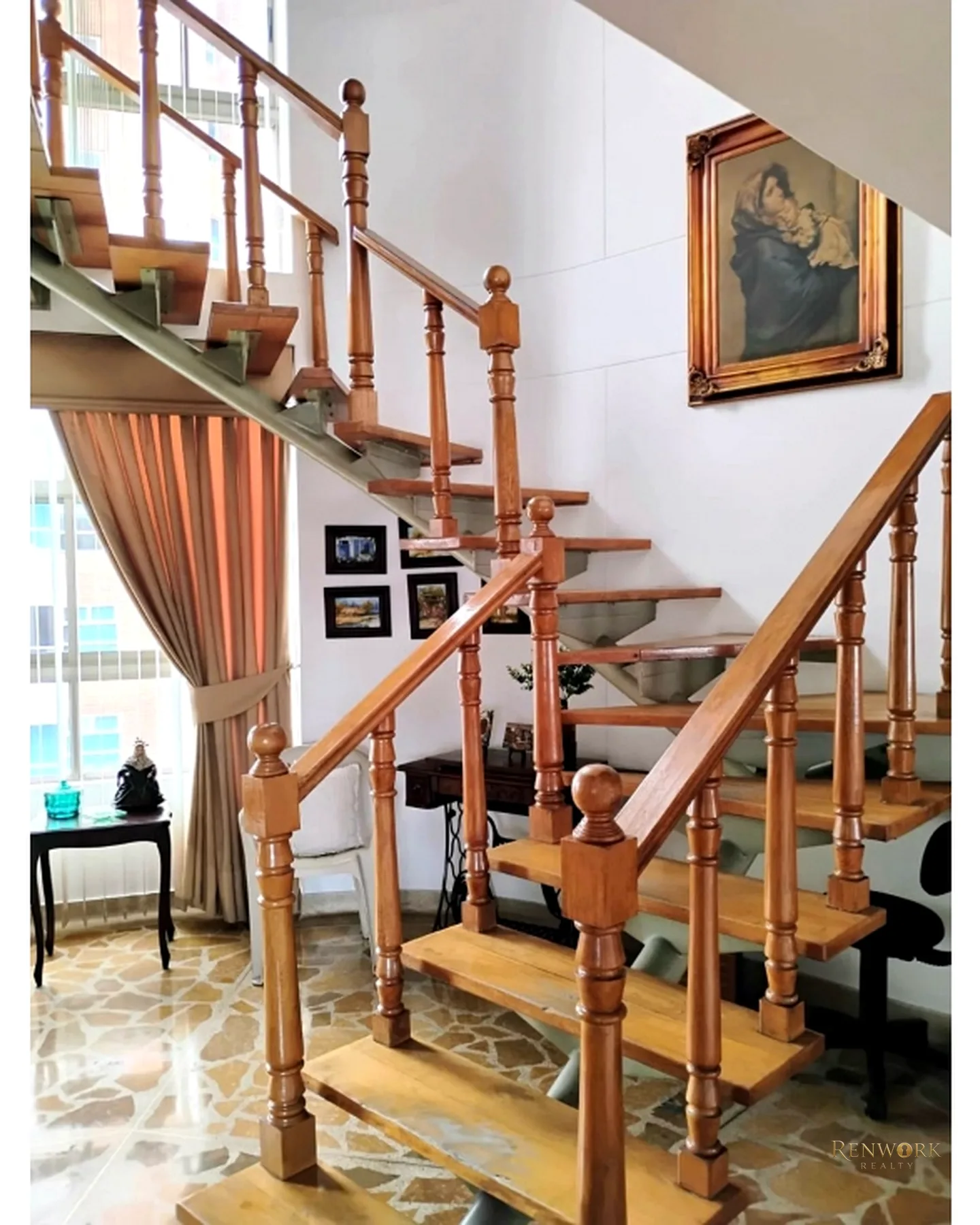 AMPLIO APARTAMENTO DUPLEX EN LAURELES · foto 6