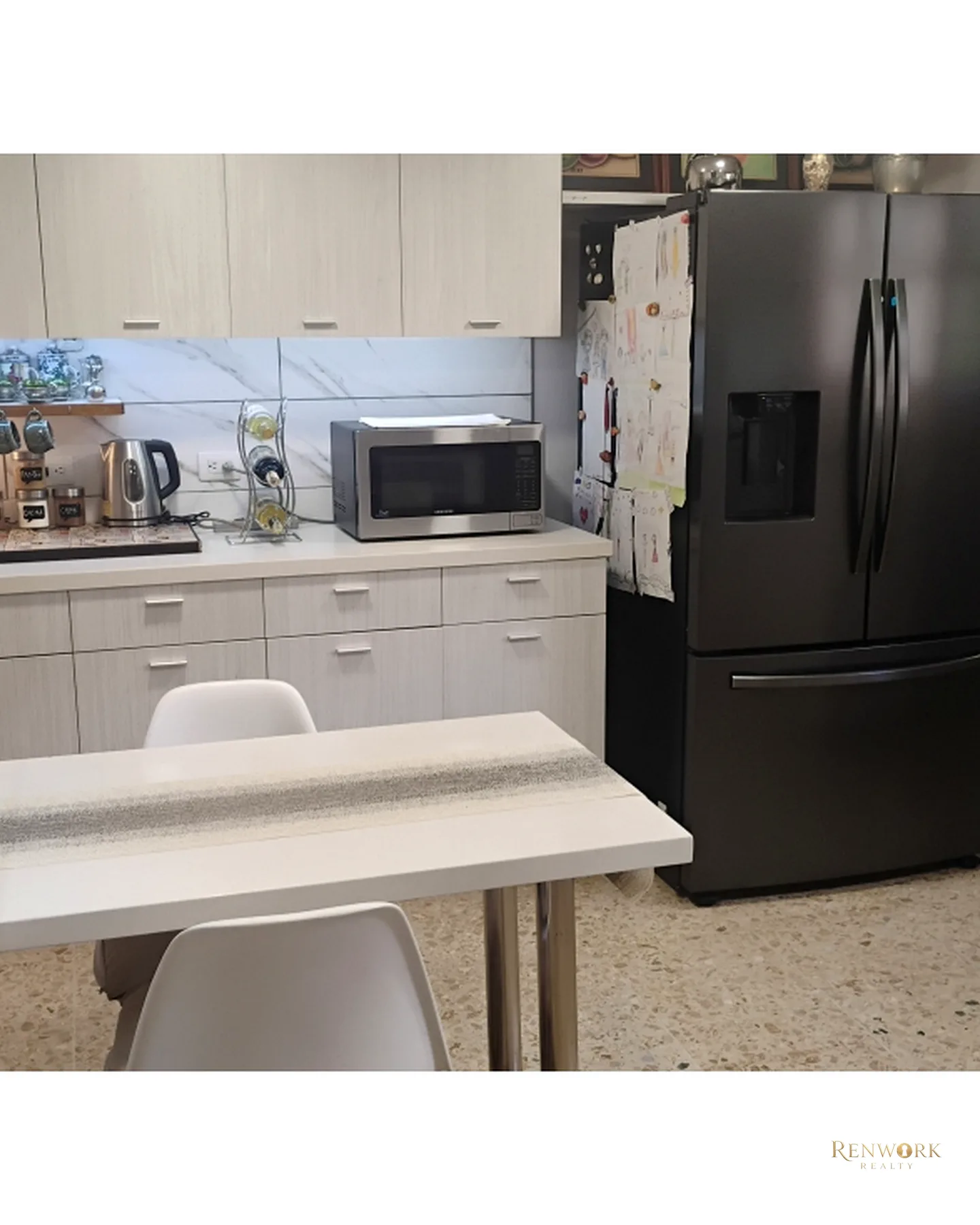 AMPLIO APARTAMENTO EN VENTA CASTROPOL EL POBLADO · foto 7