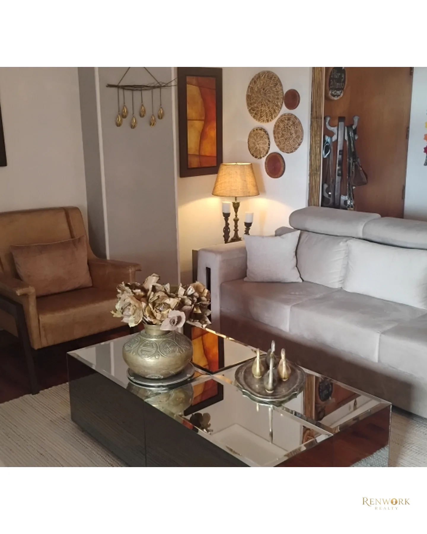 AMPLIO APARTAMENTO EN VENTA CASTROPOL EL POBLADO · foto 2