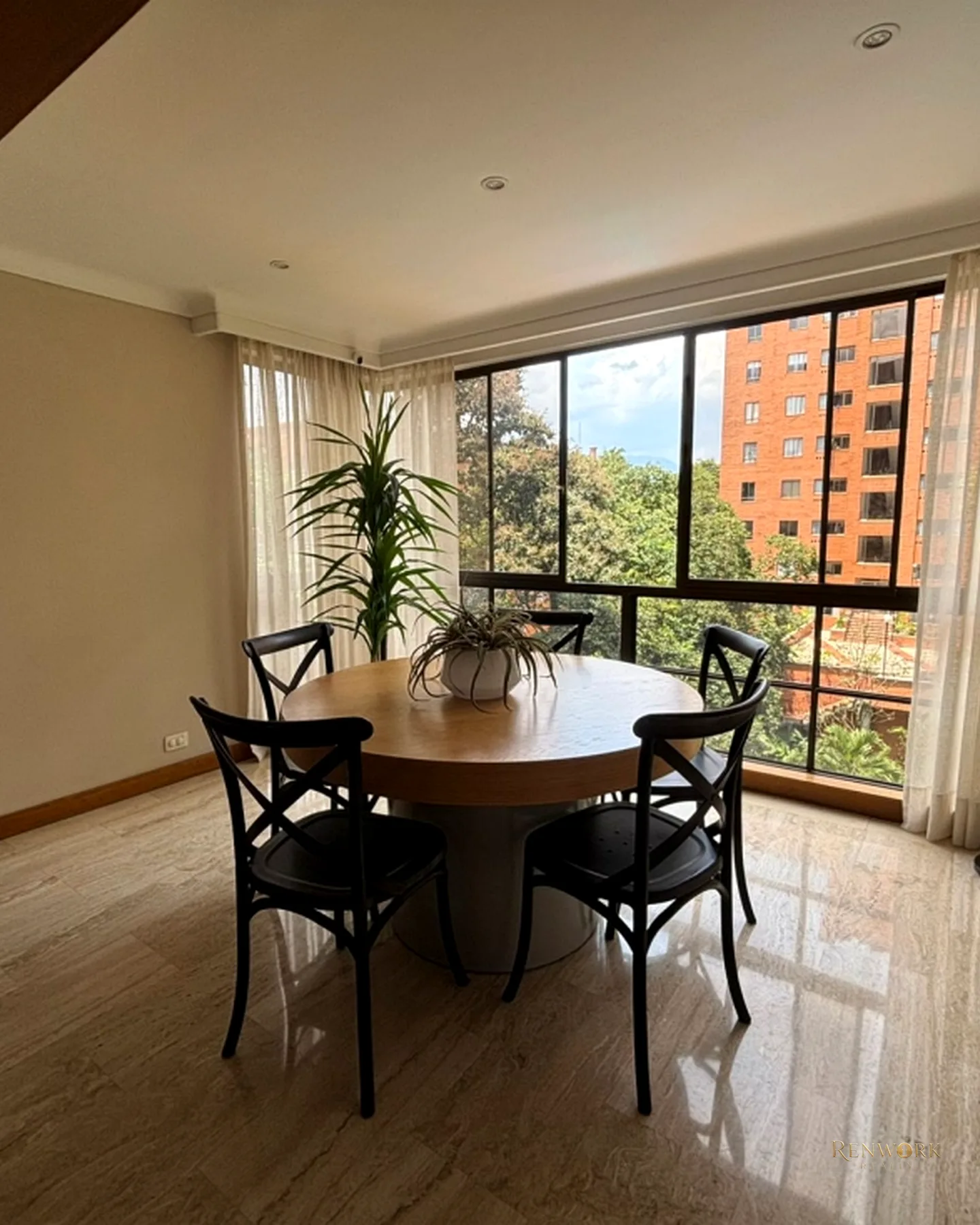AMPLIO APARTAMENTO PARA VENTA EN EL SECTOR DE CASTROPOL, MEDELLIN · foto 7