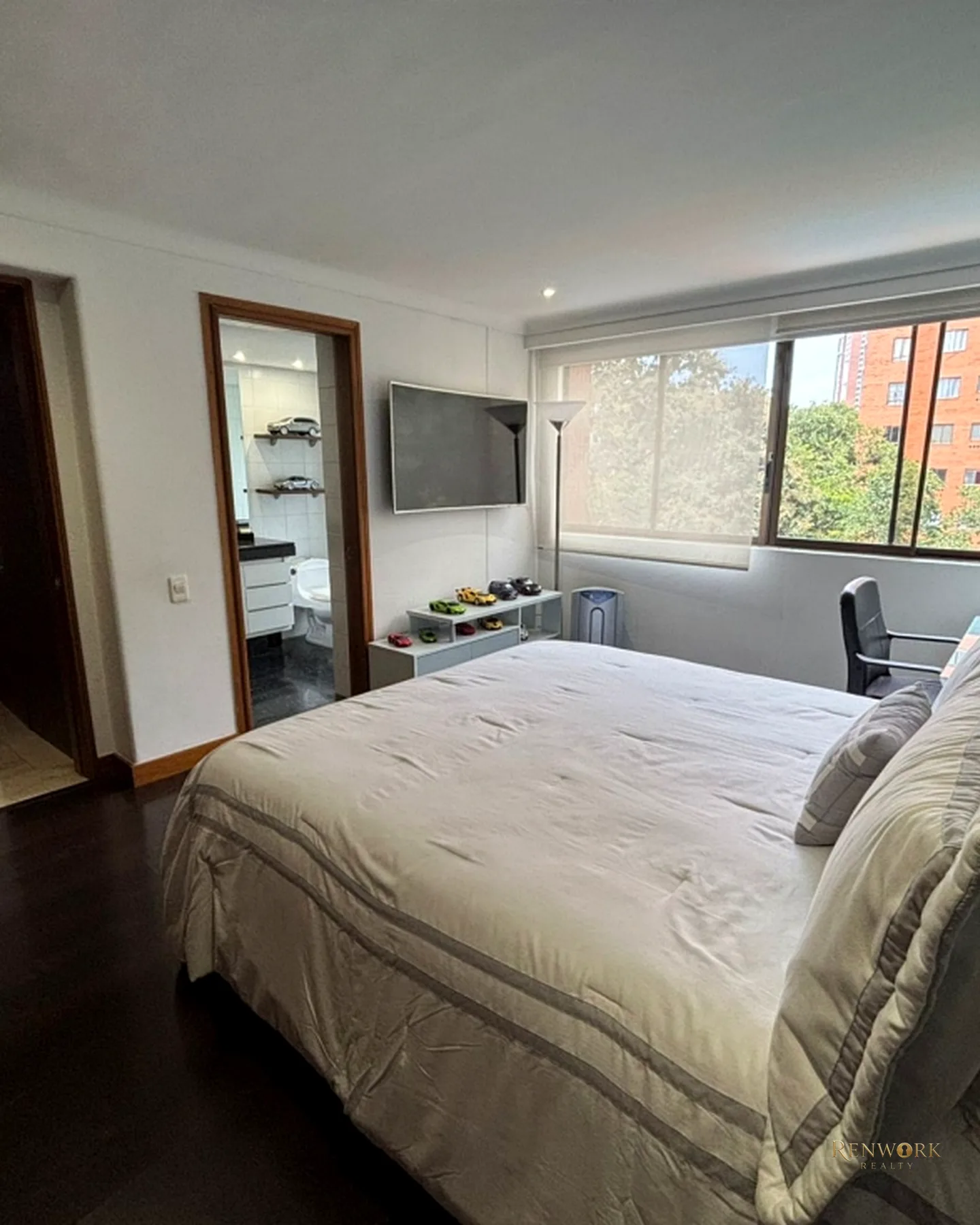 AMPLIO APARTAMENTO PARA VENTA EN EL SECTOR DE CASTROPOL, MEDELLIN · foto 19