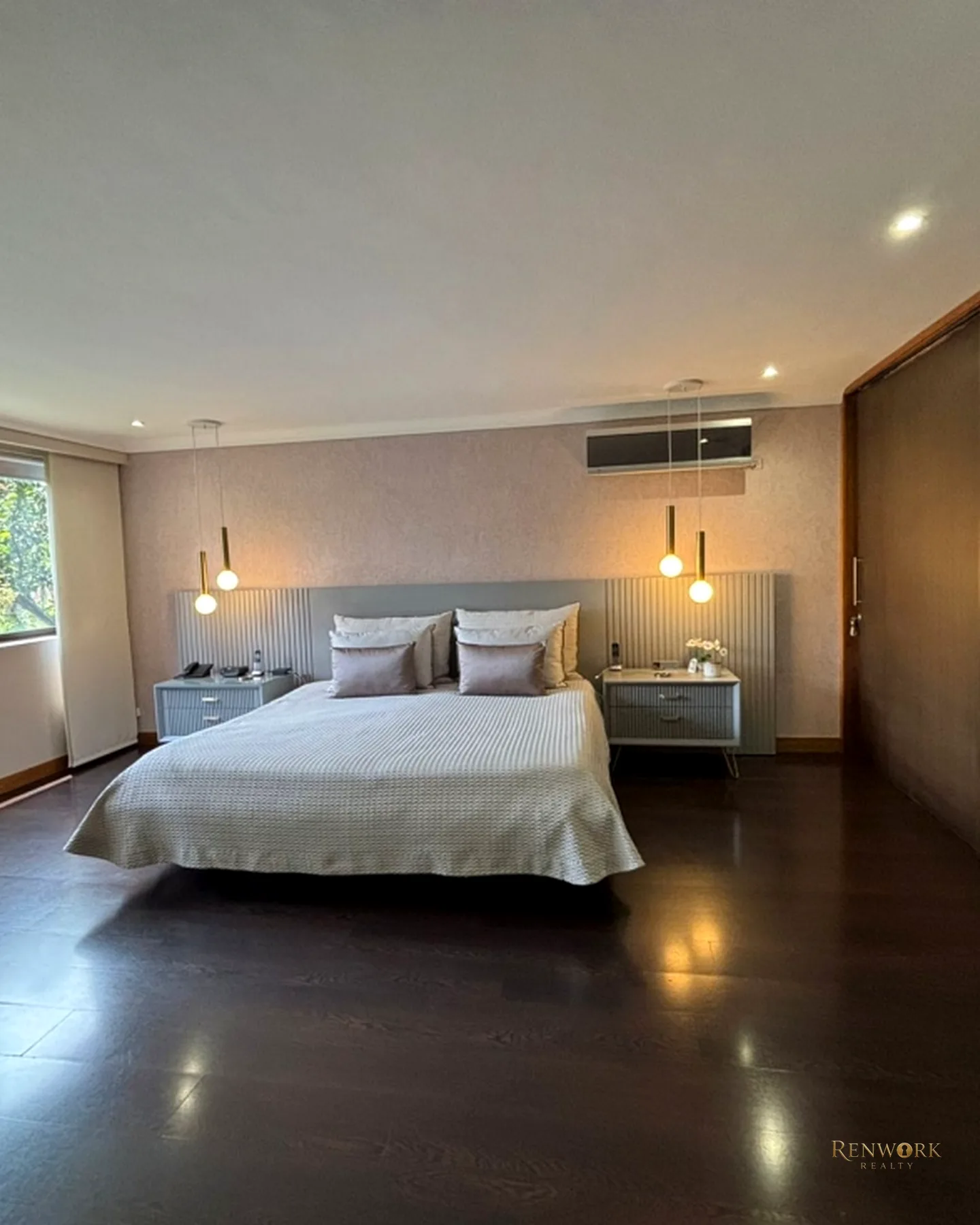 AMPLIO APARTAMENTO PARA VENTA EN EL SECTOR DE CASTROPOL, MEDELLIN · foto 14