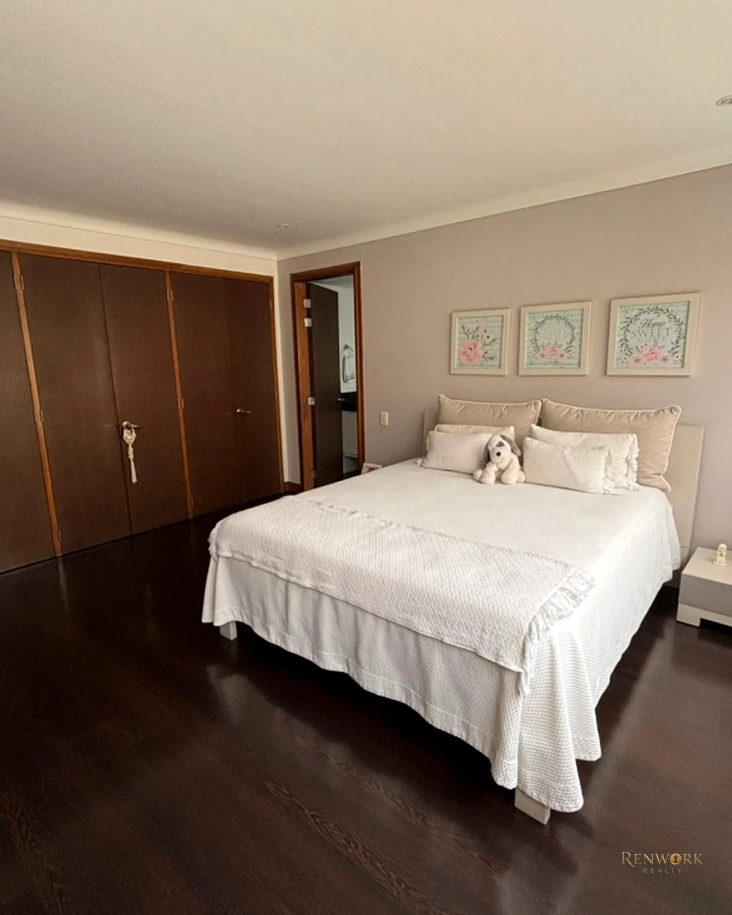 AMPLIO APARTAMENTO PARA VENTA EN EL SECTOR DE CASTROPOL, MEDELLIN · foto 20