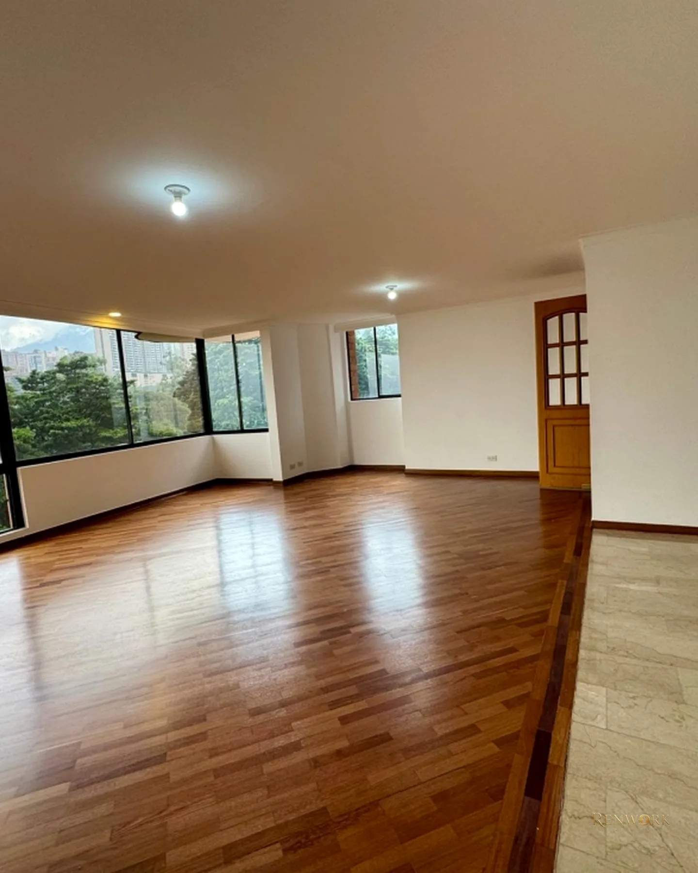 AMPLIO APARTAMENTO TRES ALCOBAS EN LA LOMA DEL CAMPESTRE · foto 1