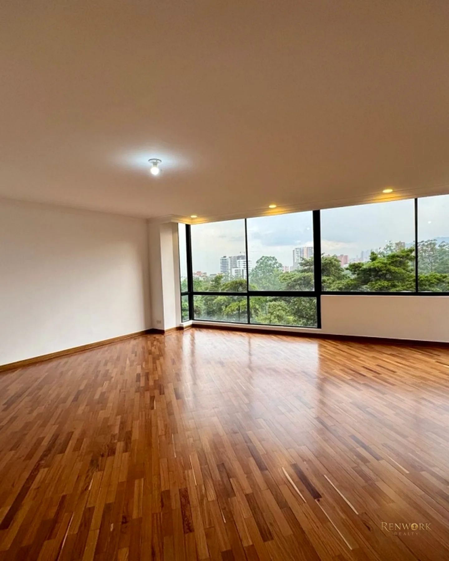AMPLIO APARTAMENTO TRES ALCOBAS EN LA LOMA DEL CAMPESTRE · foto 5