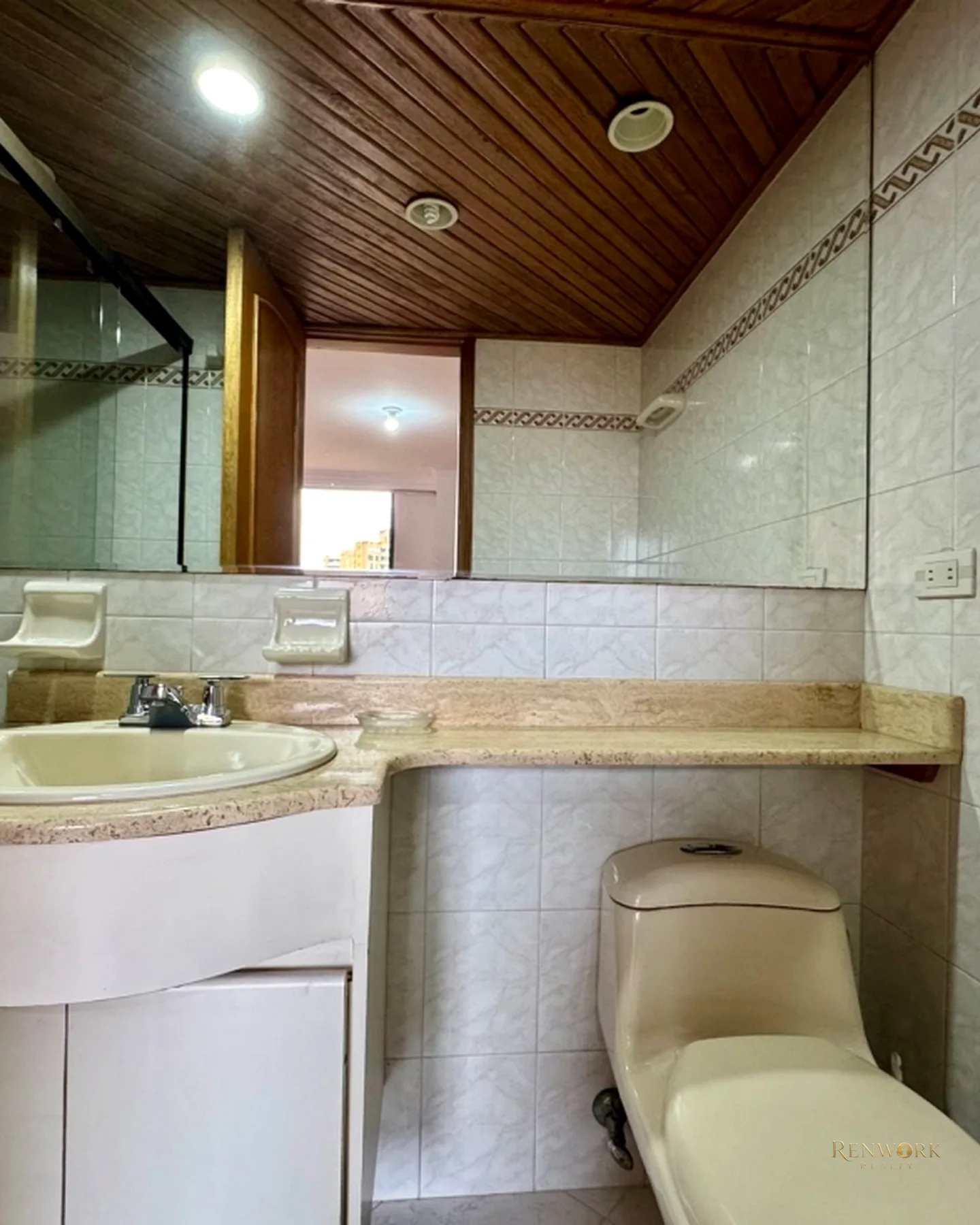 AMPLIO APARTAMENTO TRES ALCOBAS EN LA LOMA DEL CAMPESTRE · foto 22