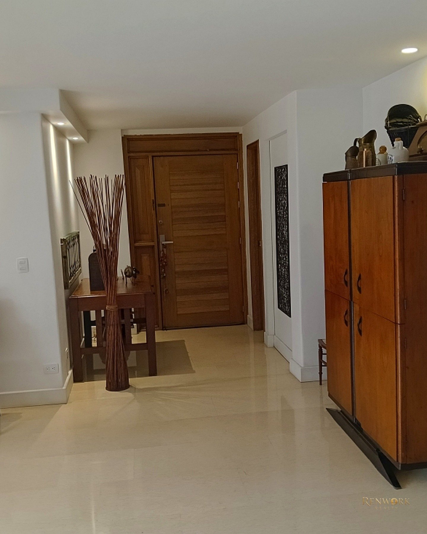 AMPLIO APTO EN CASTROPOL, UN LUJO A PRECIO DE OPORTUNIDAD · foto 6
