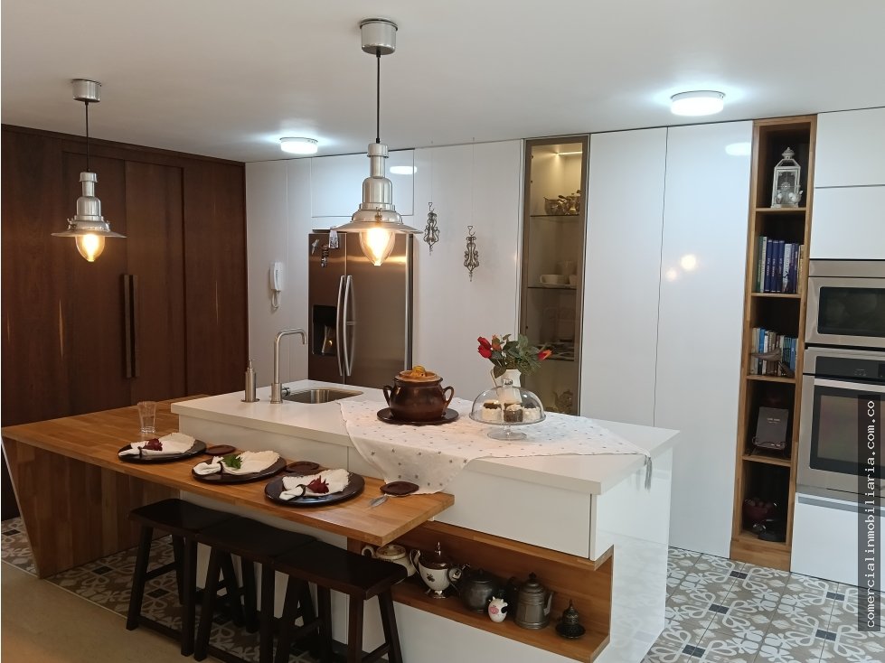 AMPLIO APTO EN CASTROPOL, UN LUJO A PRECIO DE OPORTUNIDAD · foto 3