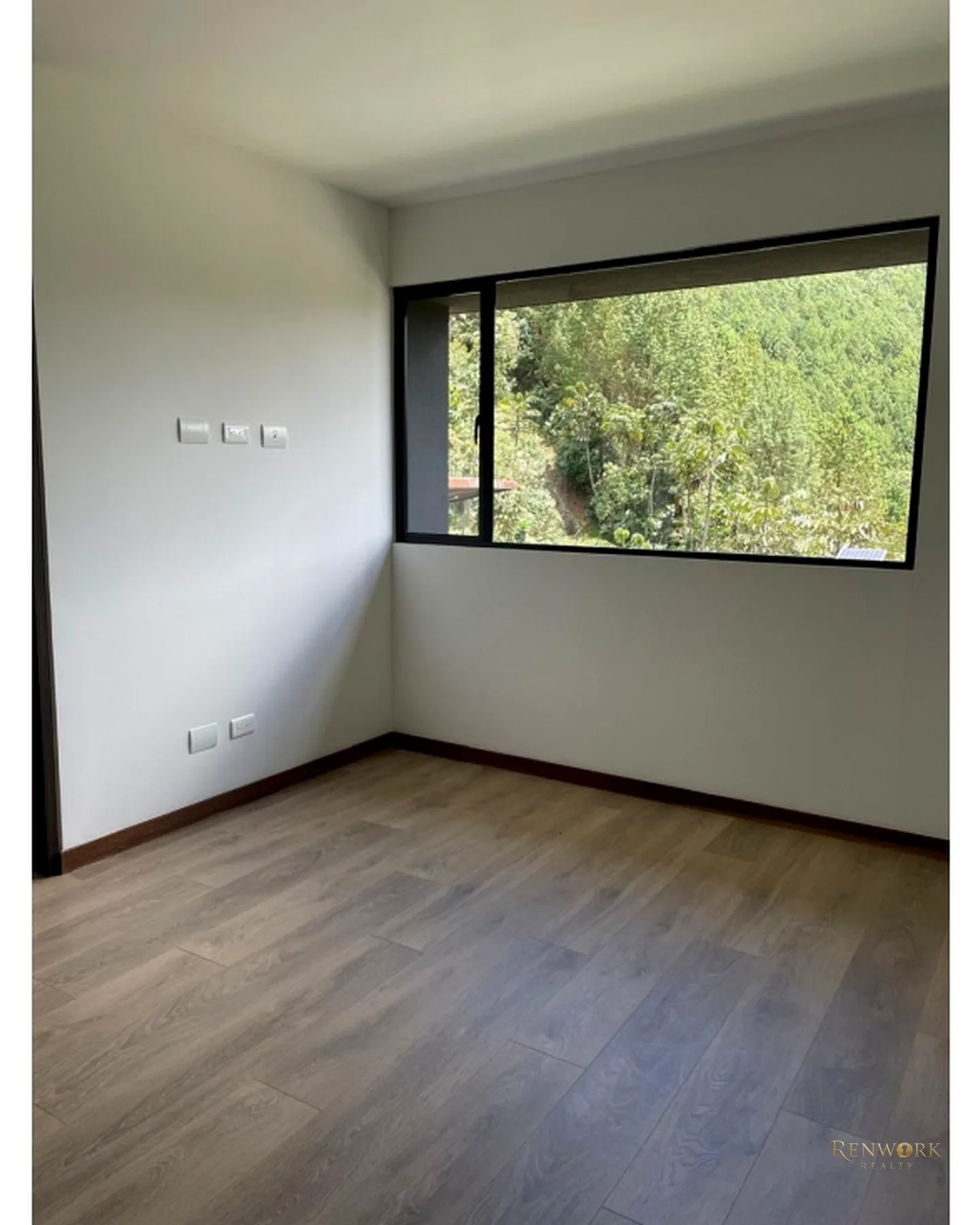 AMPLIO Y HERMOSO APARTAMENTO CON VISTA VERDE EN EL RETIRO · foto 6