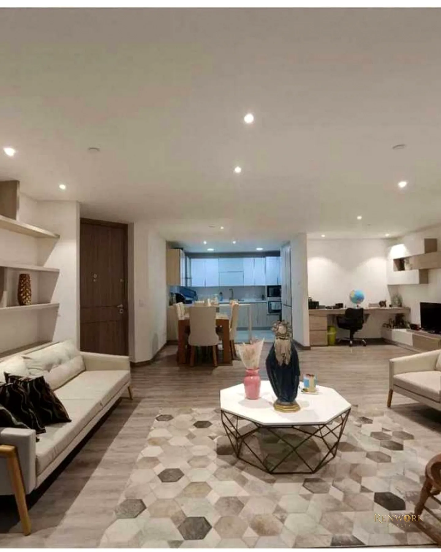 AMPLIO Y MODERNO APARTAMENTO EN LOS BENEDICTINOS · foto 3