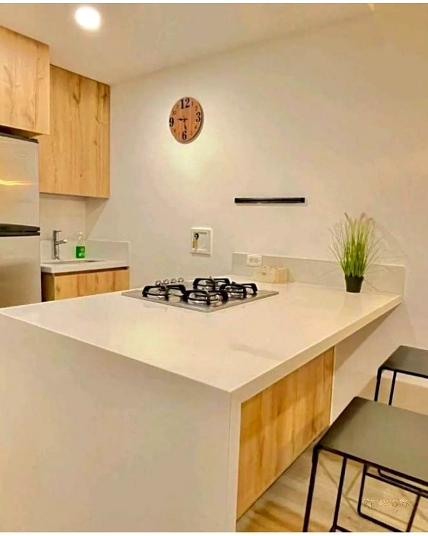 APARTAESTUDIO EN VENTA EL POBLADO PARA AIRBNB · foto 9