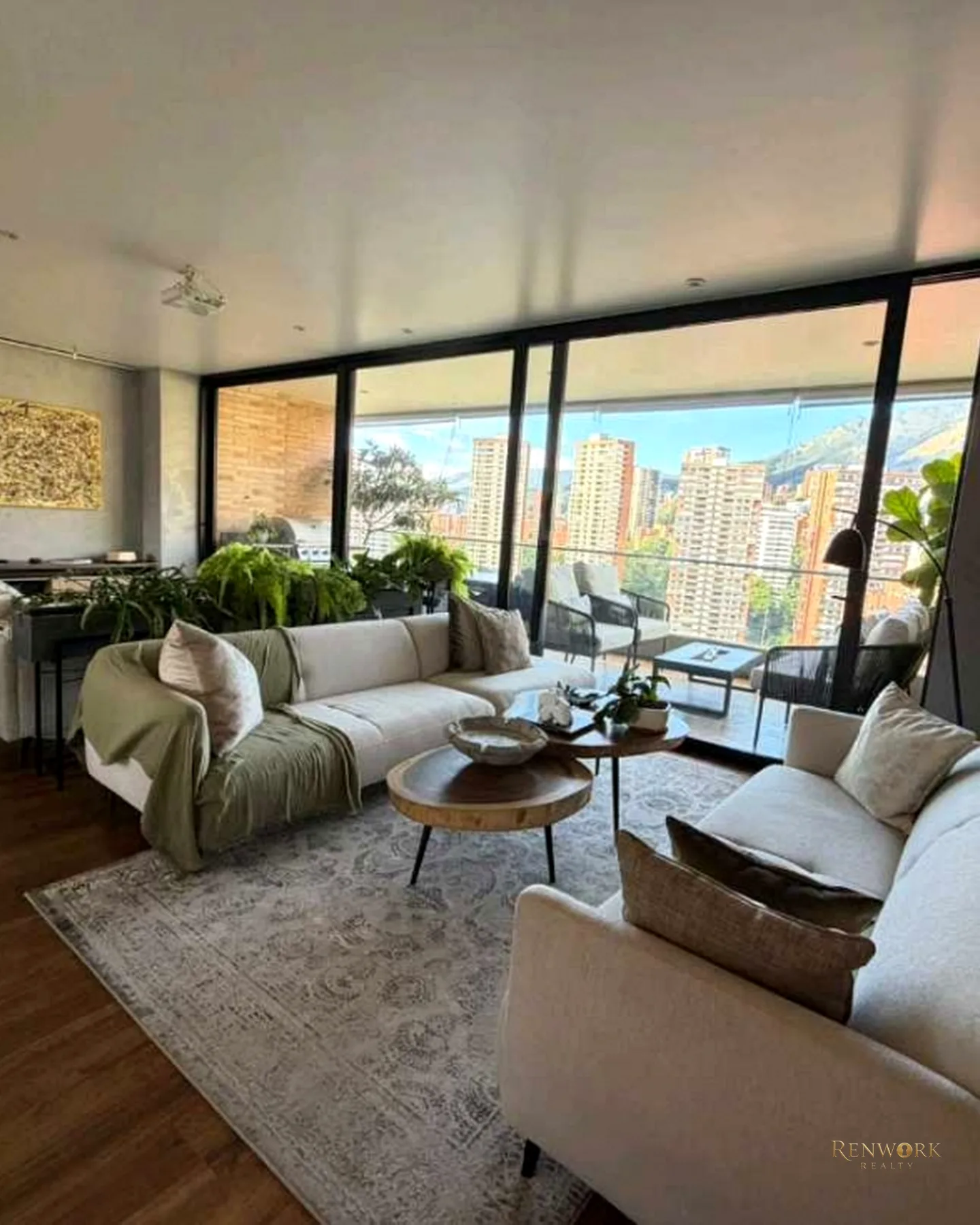 APARTAMENTO A LA VENTA EN POBLADO CERCA AL CAMPESTRE GR-LC · foto 1
