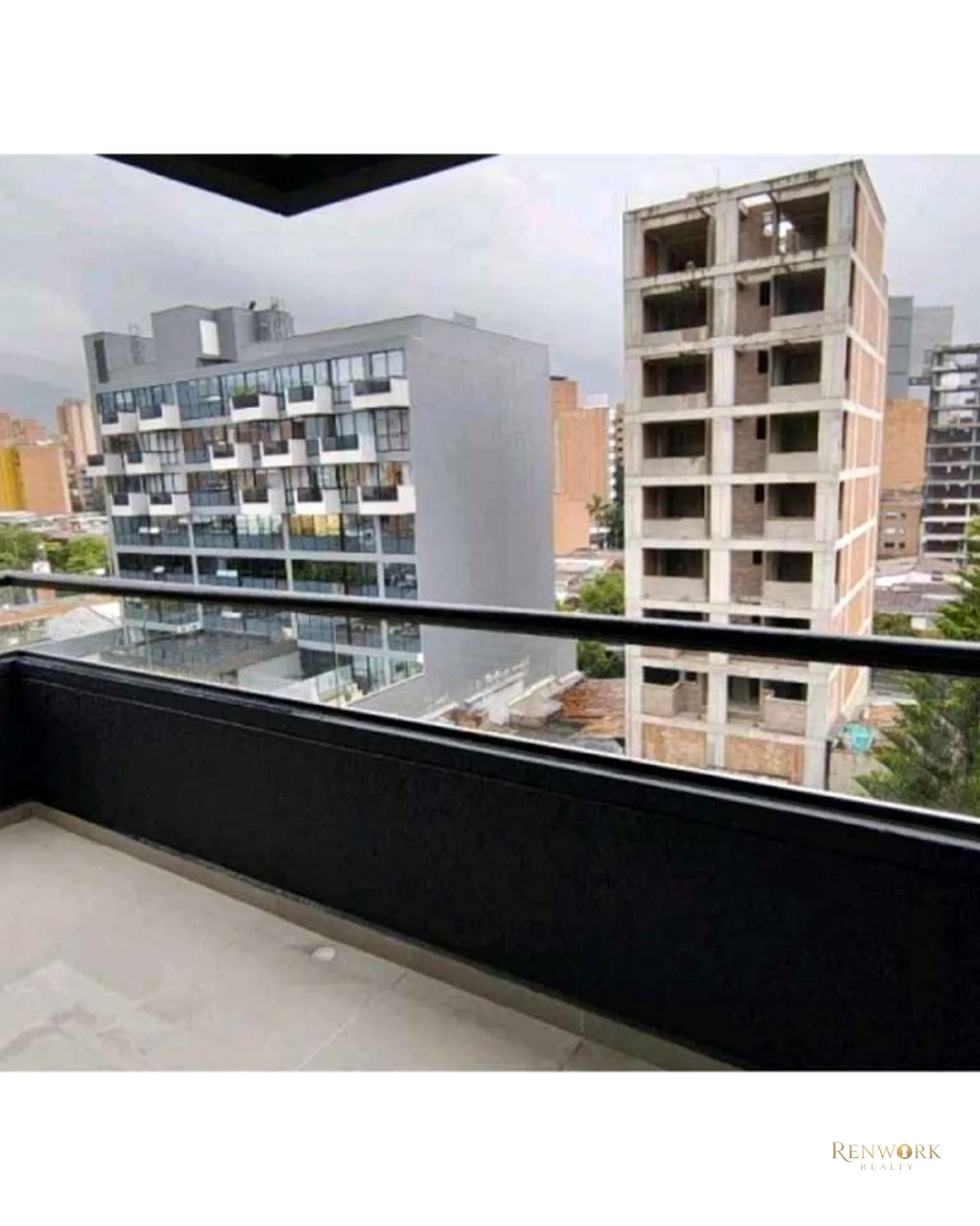APARTAMENTO AIRBNB LAURELES · foto 9