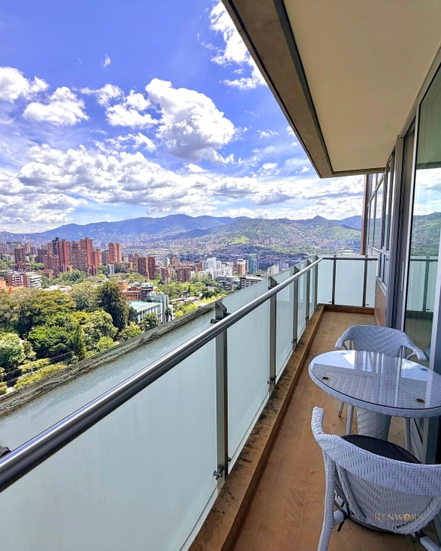 APARTAMENTO AMOBLADO PARA VENTA SECTOR LA CONCHA, EL POBLADO · foto 22