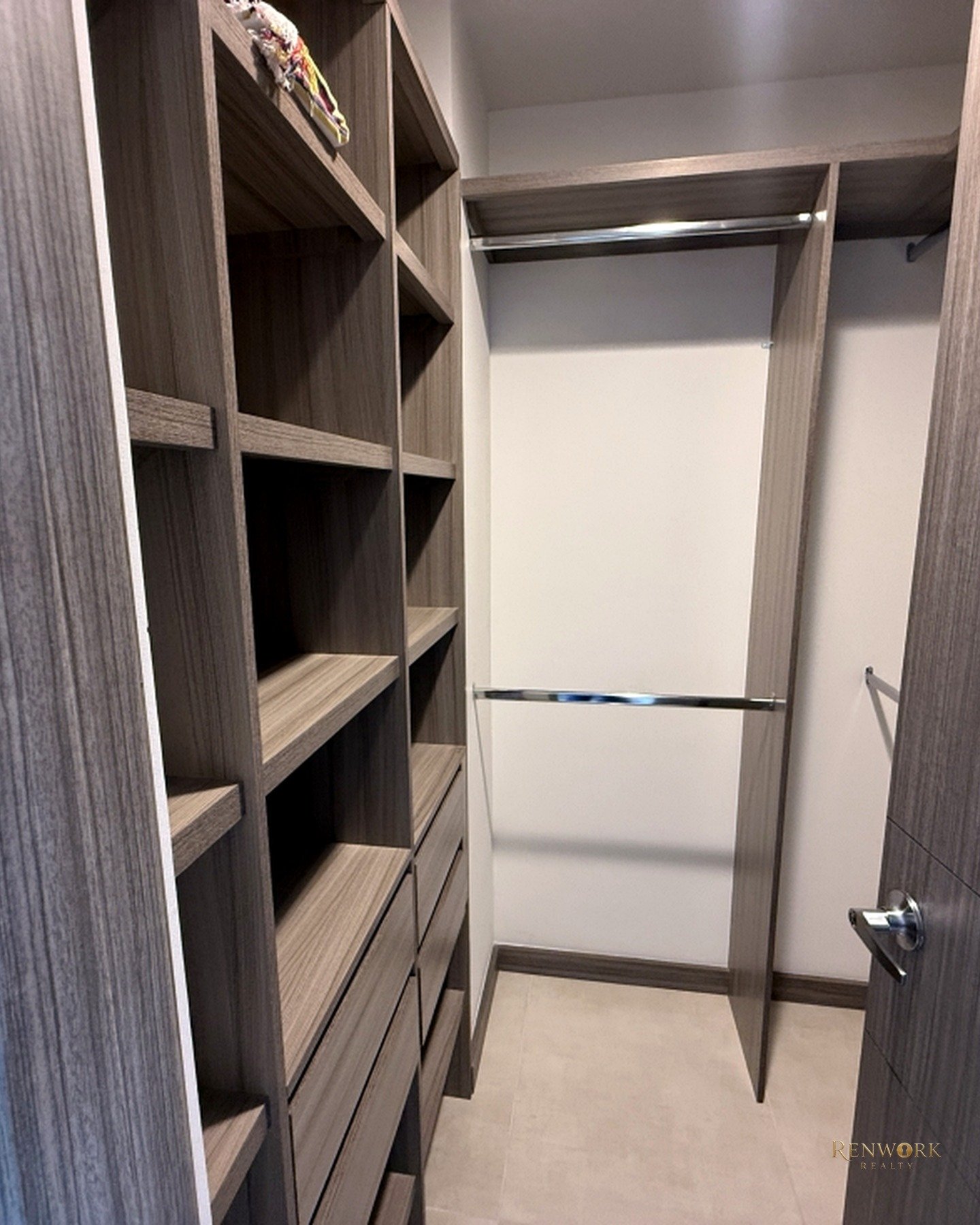 APARTAMENTO AMOBLADO, PONTEVEDRA ENVIGADO, SECTOR PLANO 📌🏬📍🌿 · foto 14