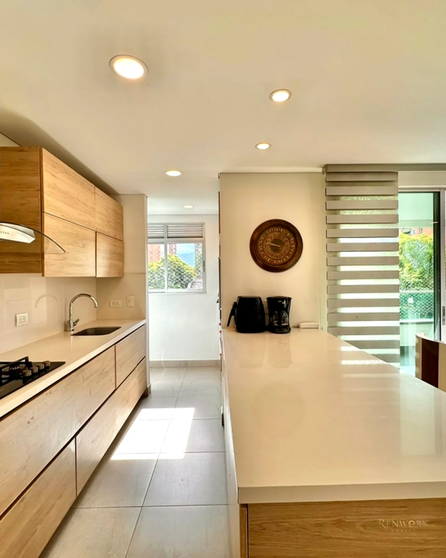 APARTAMENTO AMOBLADO POR MILLA DE ORO Y LOS PARRA · foto 6