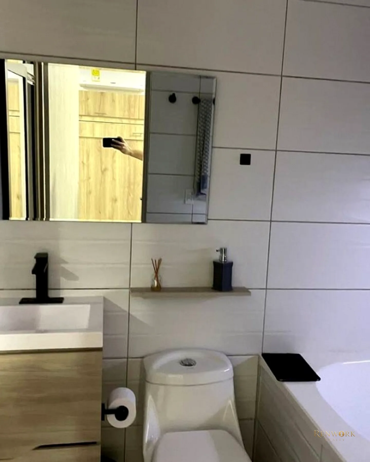 APARTAMENTO AMOBLADO VENTA EL POBLADO LOS PARRA REMODELADO✨ · foto 19