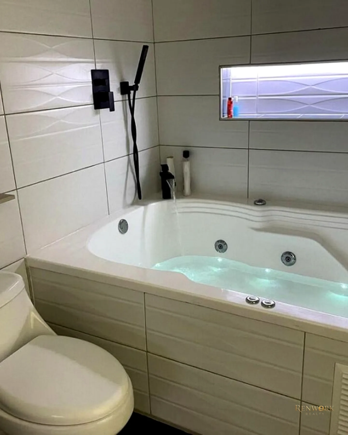 APARTAMENTO AMOBLADO VENTA EL POBLADO LOS PARRA REMODELADO✨ · foto 22