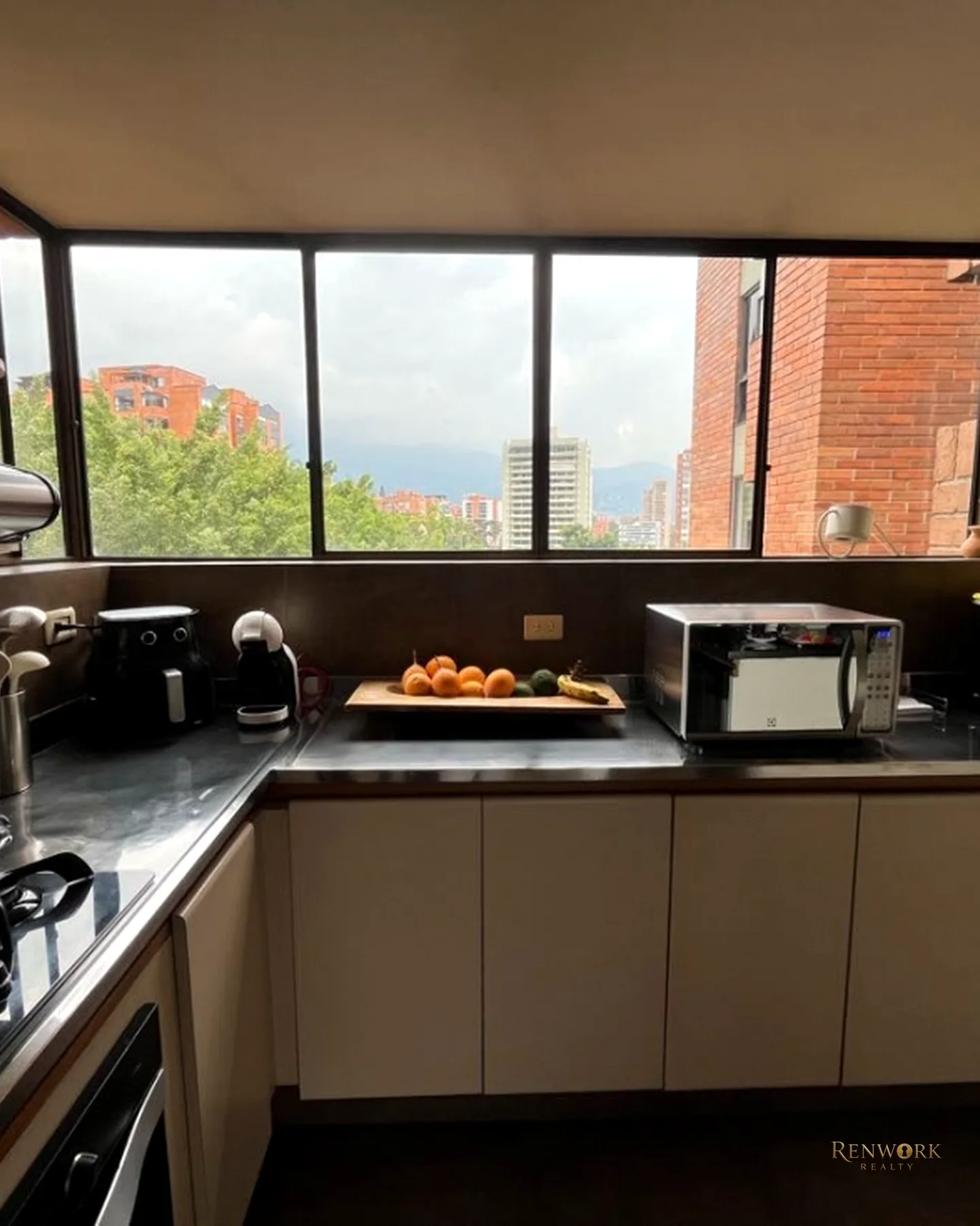 APARTAMENTO ÁREA 185MT2/ POBLADO/BALSOS/3 ALCOBAS/U.COM · foto 7