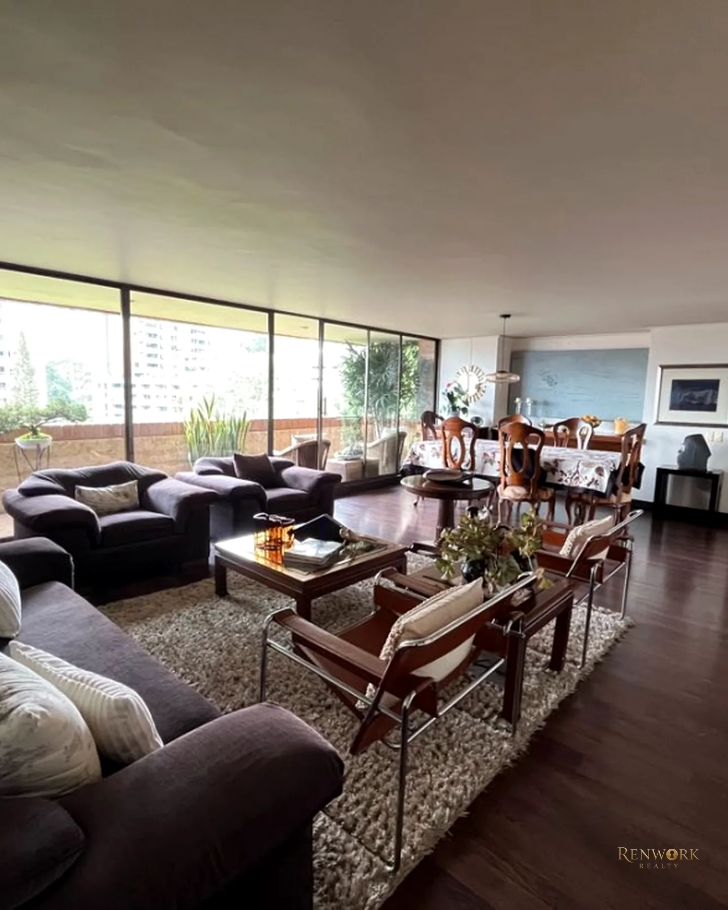 APARTAMENTO ÁREA 185MT2/ POBLADO/BALSOS/3 ALCOBAS/U.COM · foto 2
