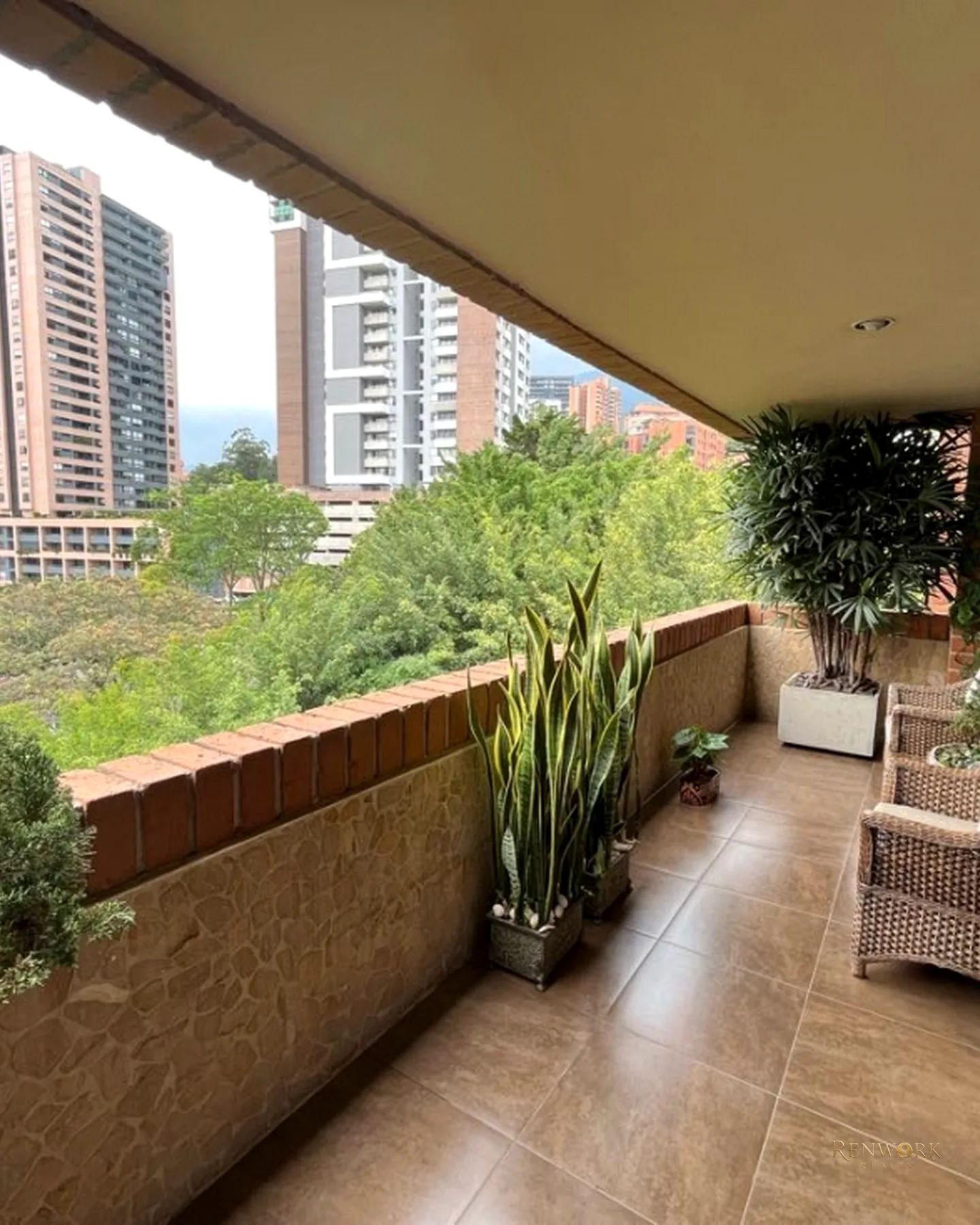 APARTAMENTO ÁREA 185MT2/ POBLADO/BALSOS/3 ALCOBAS/U.COM · foto 21