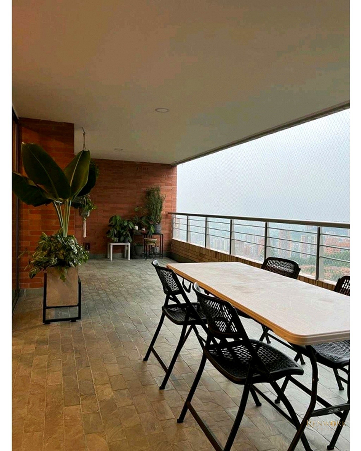 Vista de APARTAMENTO CON EXCELENTE VISTA EN LA CALERA, EL POBLADO