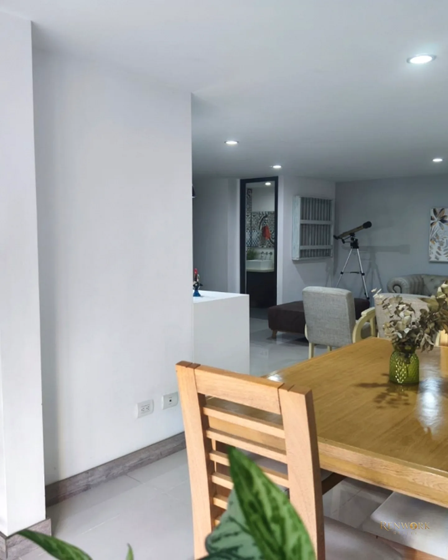 APARTAMENTO CON TERRAZA EN VENTA EN LOMA DE LAS BRUJAS · foto 2