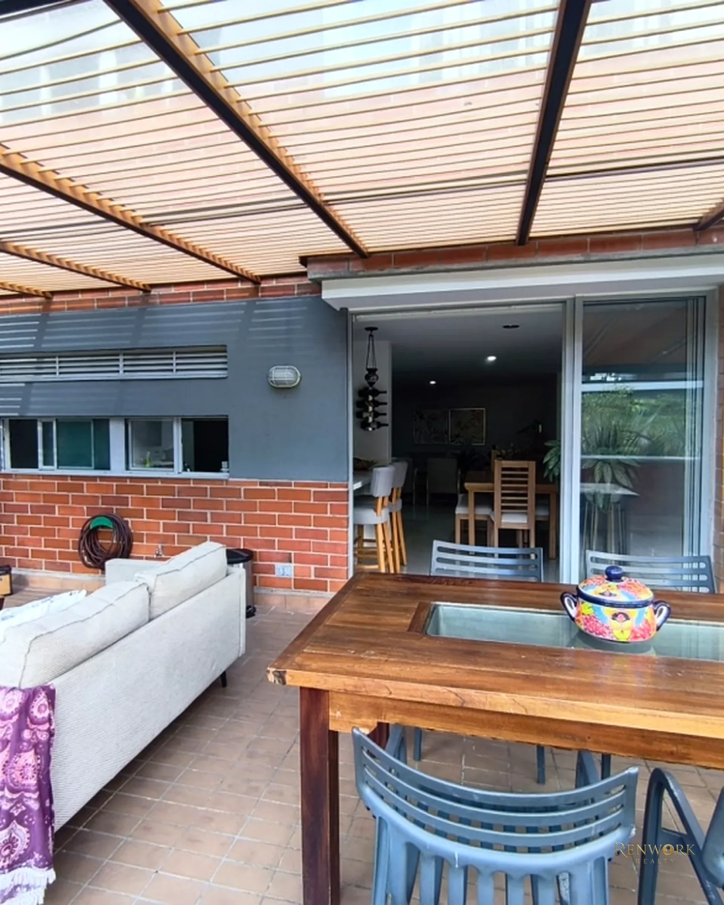 APARTAMENTO CON TERRAZA EN VENTA EN LOMA DE LAS BRUJAS · foto 5