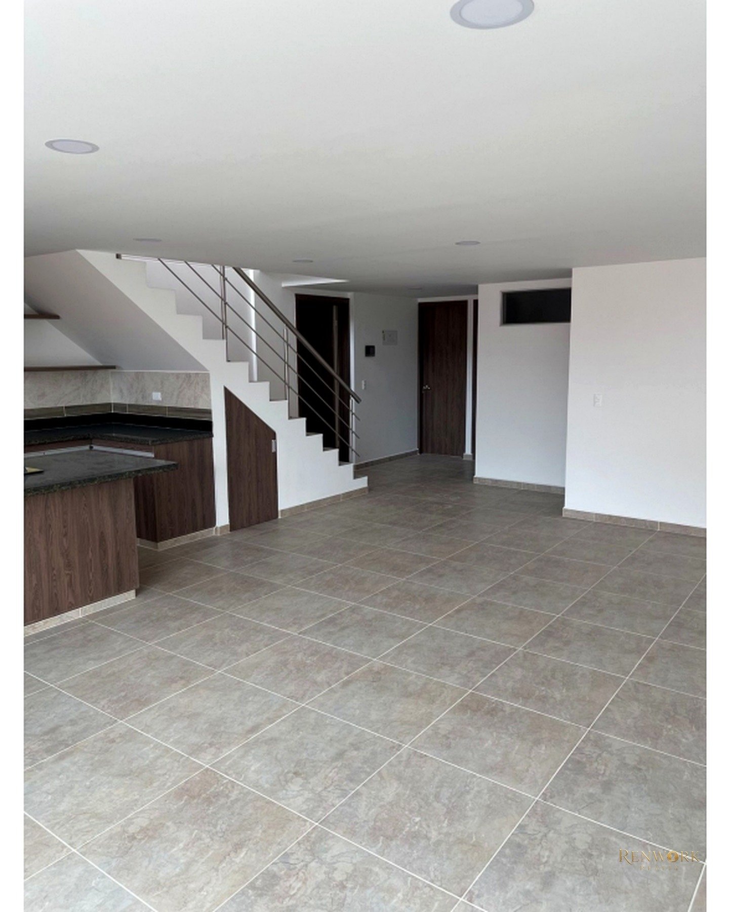 APARTAMENTO CON TERRAZA PRIVADA SECTOR LAURELES PARA LA VENTA · foto 3