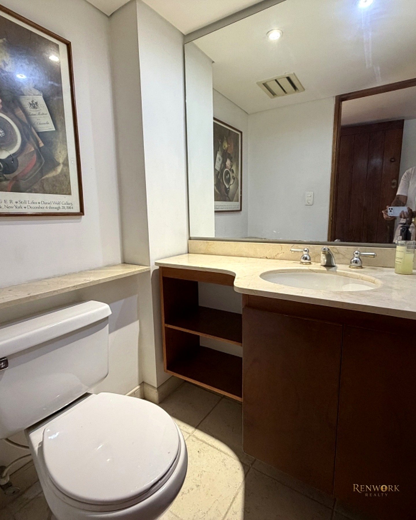 APARTAMENTO DE 3 NIVELES CON GRAN POTENCIAL DE REFORMA EN EL POBLADO · foto 11