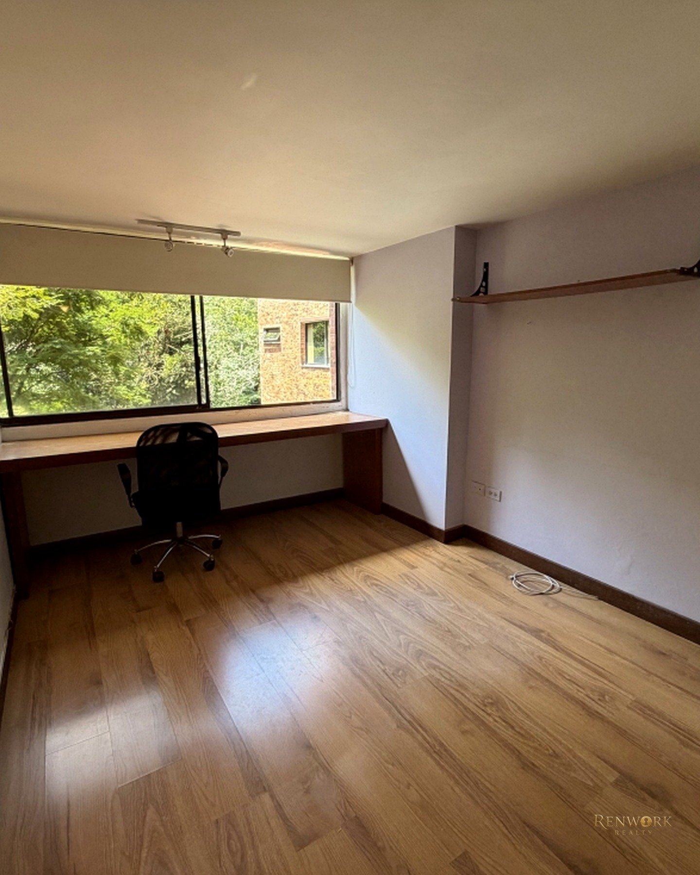 APARTAMENTO DE 3 NIVELES CON GRAN POTENCIAL DE REFORMA EN EL POBLADO · foto 12