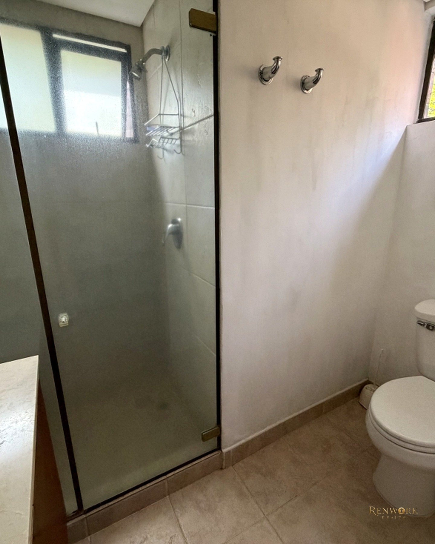APARTAMENTO DE 3 NIVELES CON GRAN POTENCIAL DE REFORMA EN EL POBLADO · foto 17