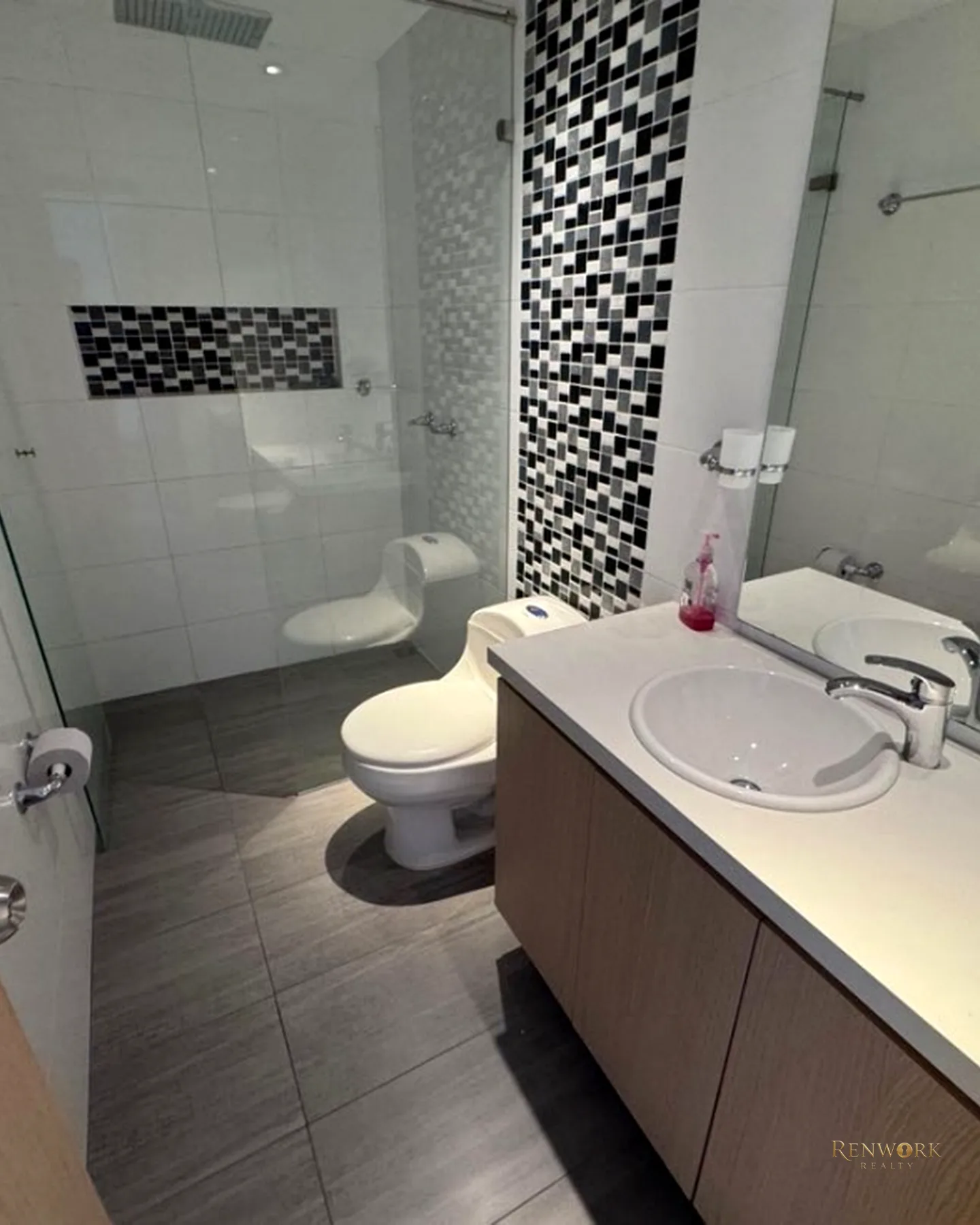 APARTAMENTO DE LUJO EN SABANETA · foto 12