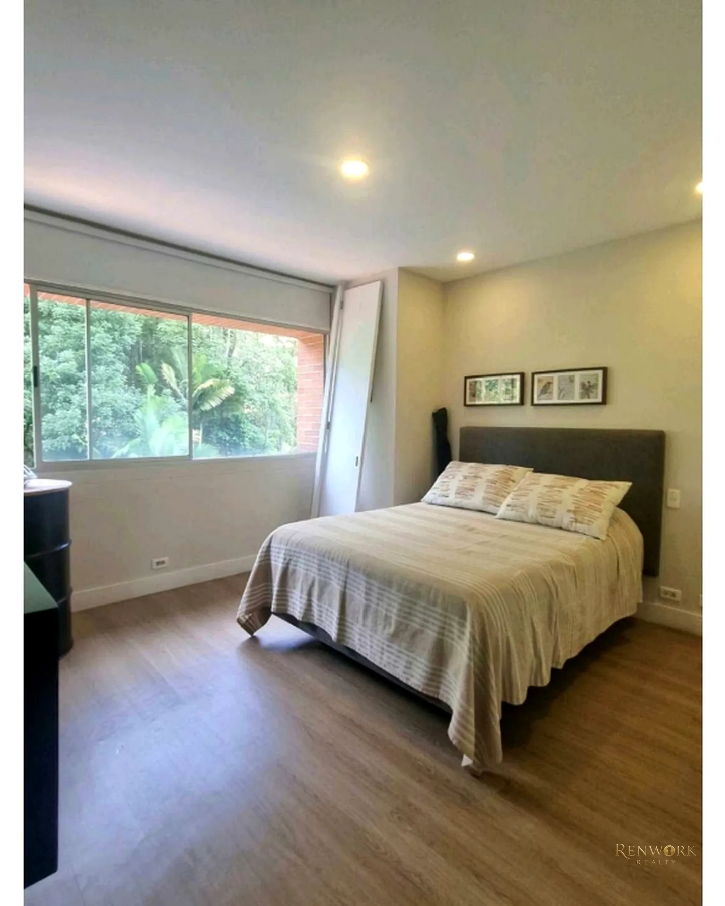 APARTAMENTO DE LUJO FRENTE AL COLEGIO MONTESSORI · foto 11