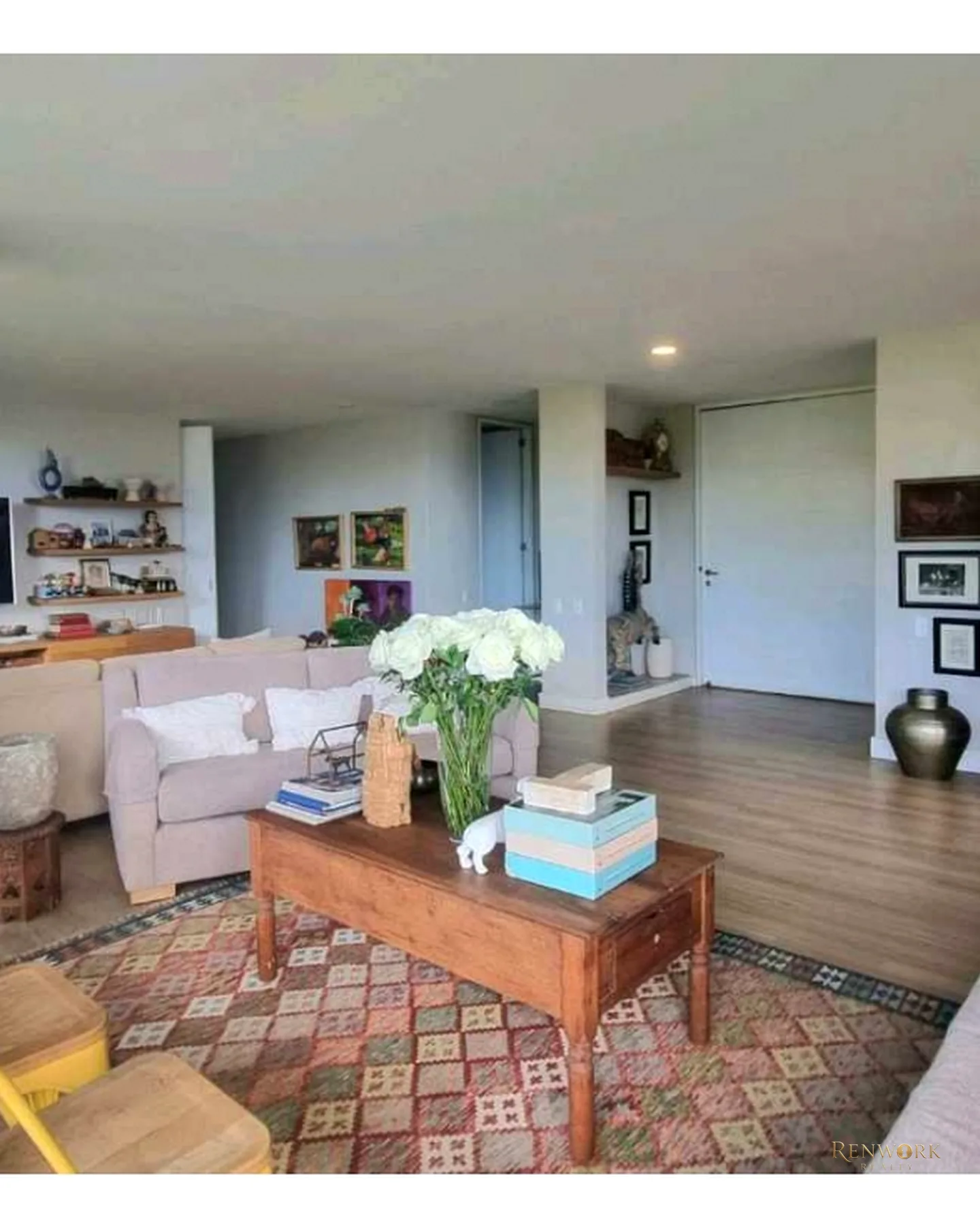 APARTAMENTO DE LUJO FRENTE AL COLEGIO MONTESSORI · foto 3