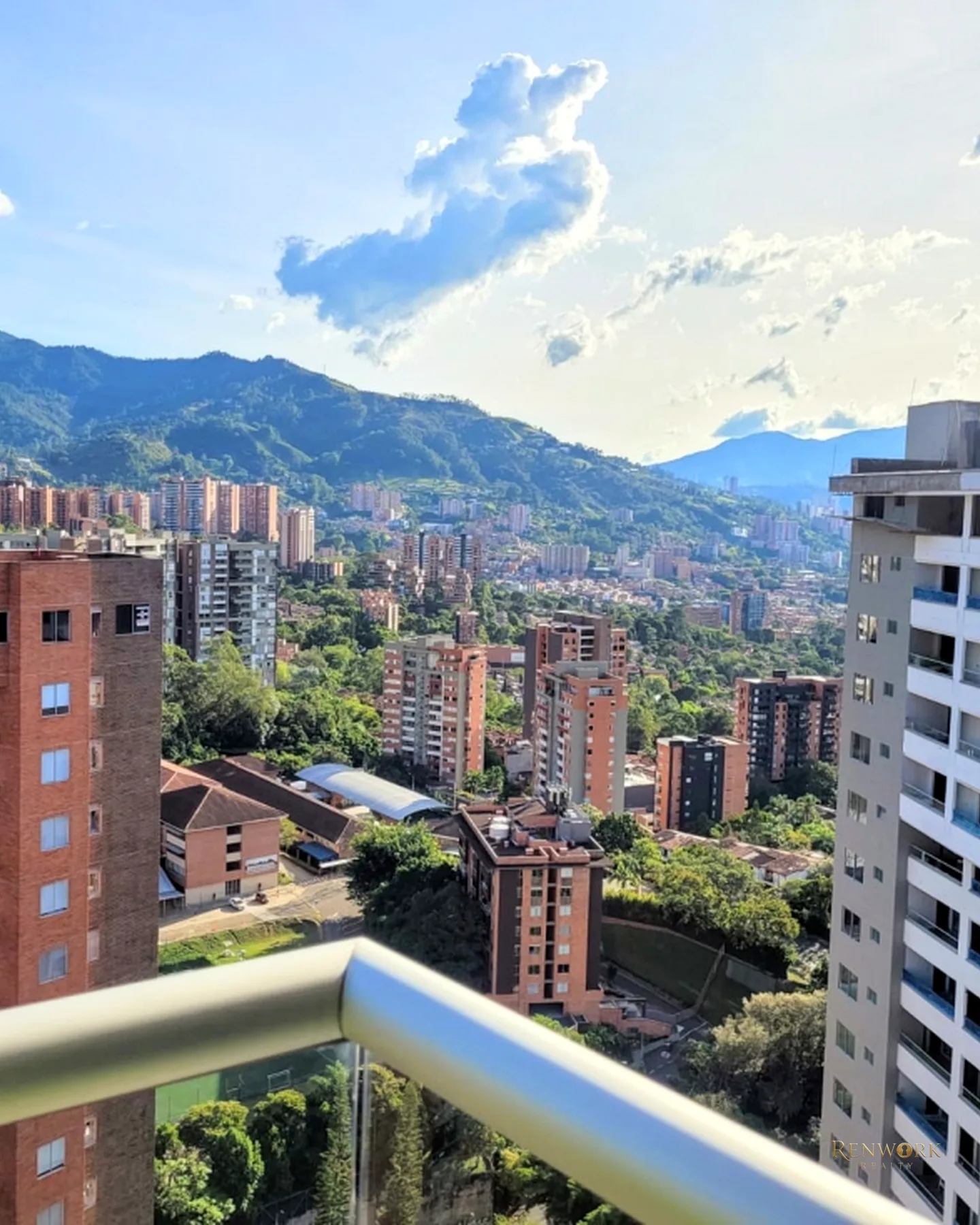 APARTAMENTO DE REVISTA EN ENVIGADO – LOS MESA. VENTA · foto 15