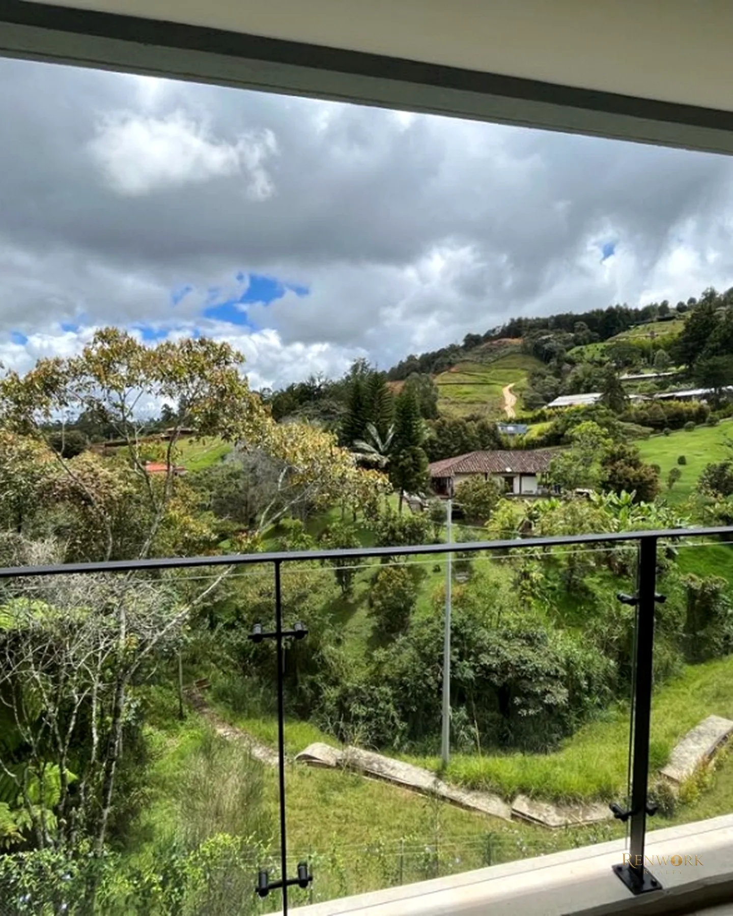 APARTAMENTO DIVINO/ SAJONIA/RIONEGRO/ 128 MT2/ 2ALCOBAS/SUPER BALCON · foto 20