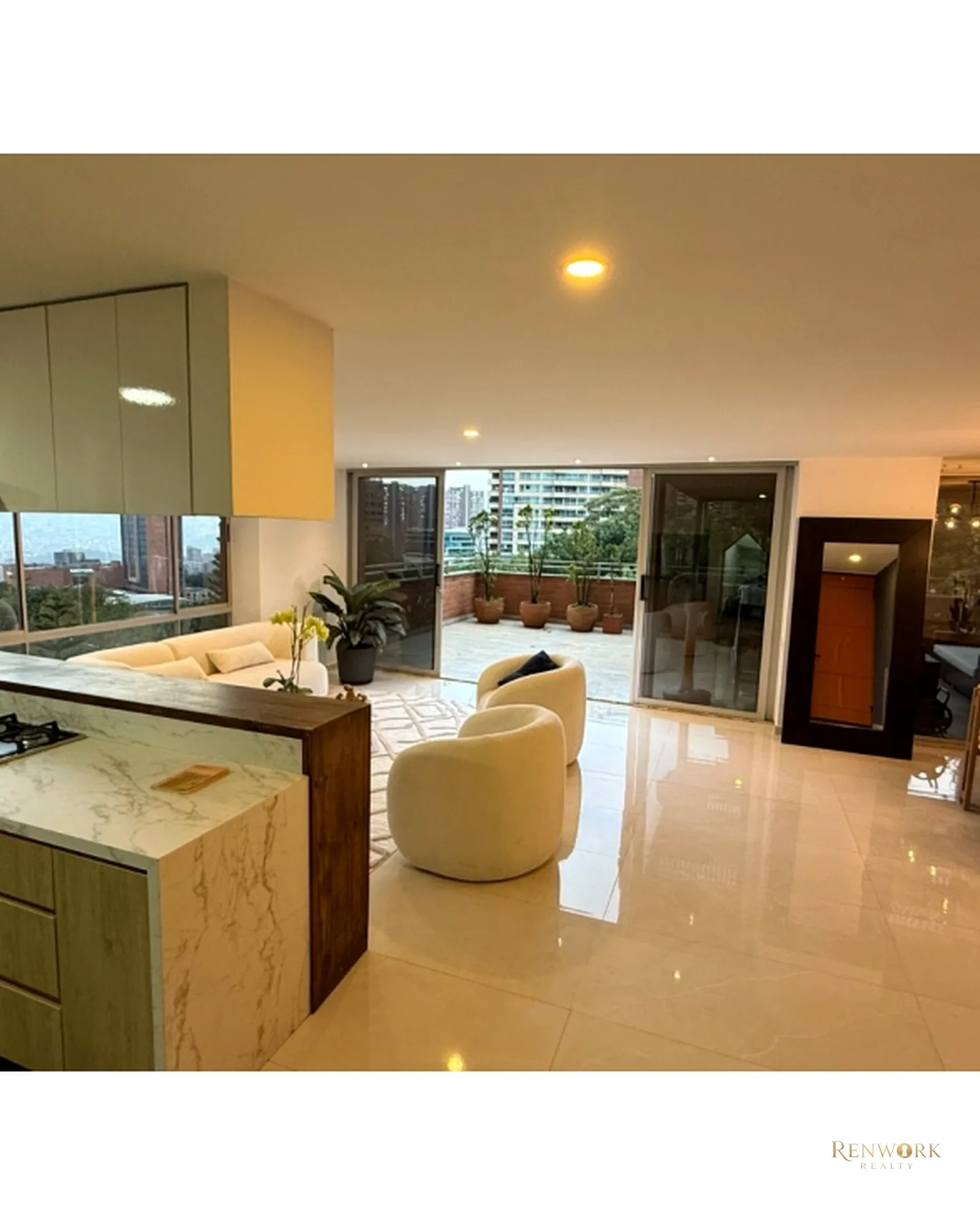 APARTAMENTO DÚPLEX CON TERRAZA PRIVADA - EL TESORO - MEDELLIN · foto 1