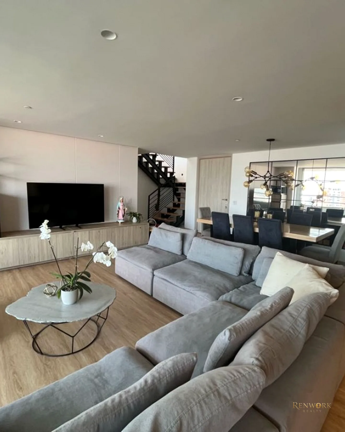 APARTAMENTO DUPLEX CON TERRAZA Y JACUZZI EN ENVIGADO/LOS MESA/ 291MT2 · foto 1