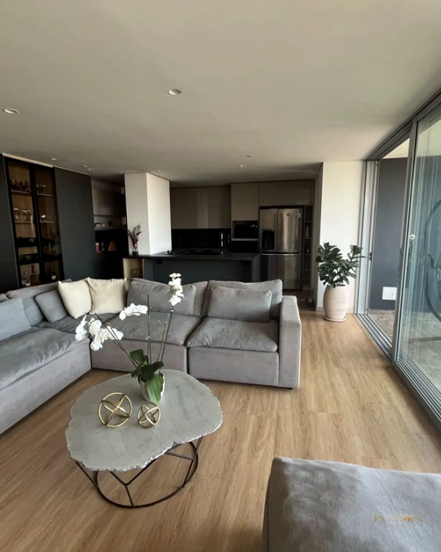 APARTAMENTO DUPLEX CON TERRAZA Y JACUZZI EN ENVIGADO/LOS MESA/ 291MT2 · foto 4
