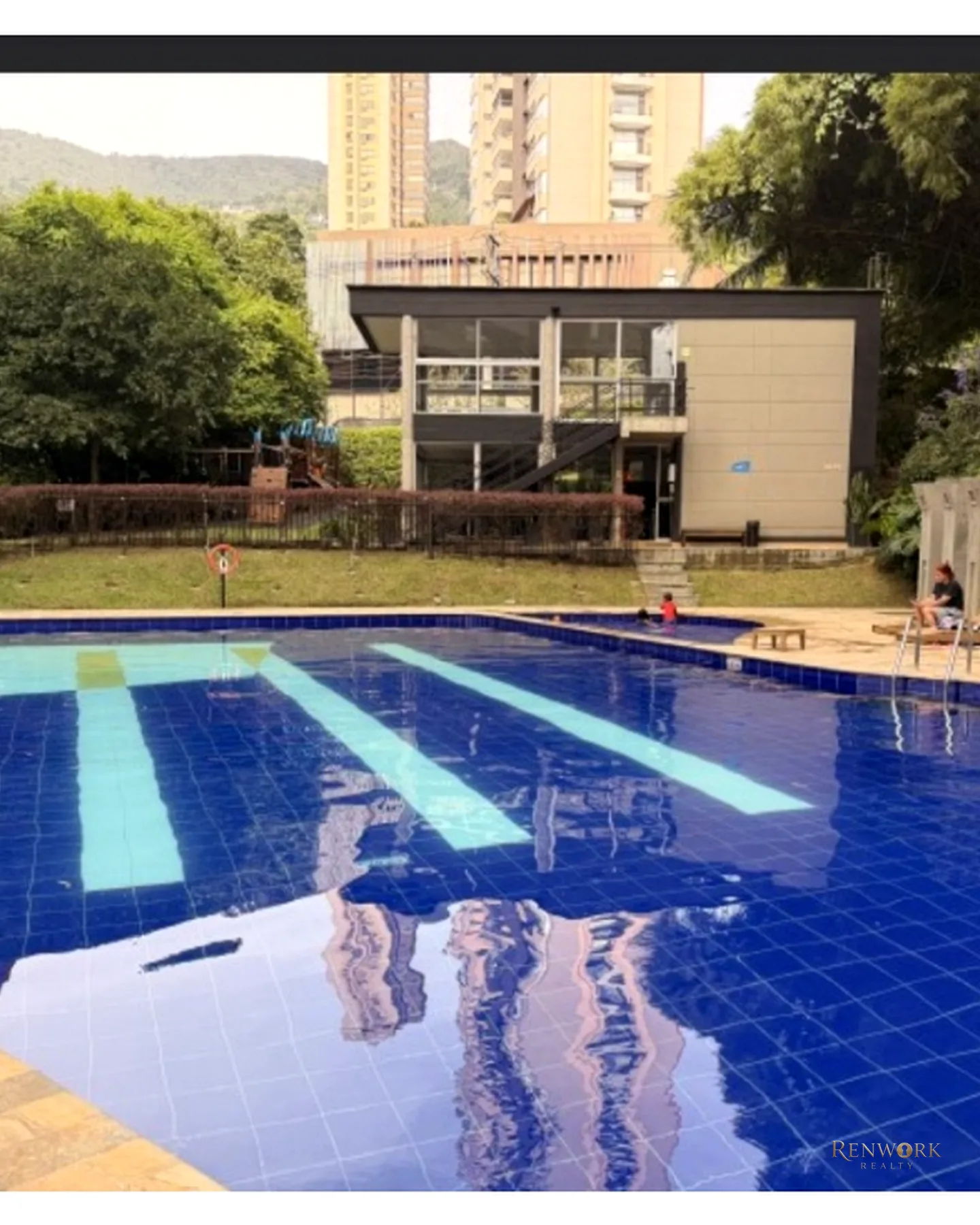APARTAMENTO DÚPLEX EN EL POBLADO · foto 15