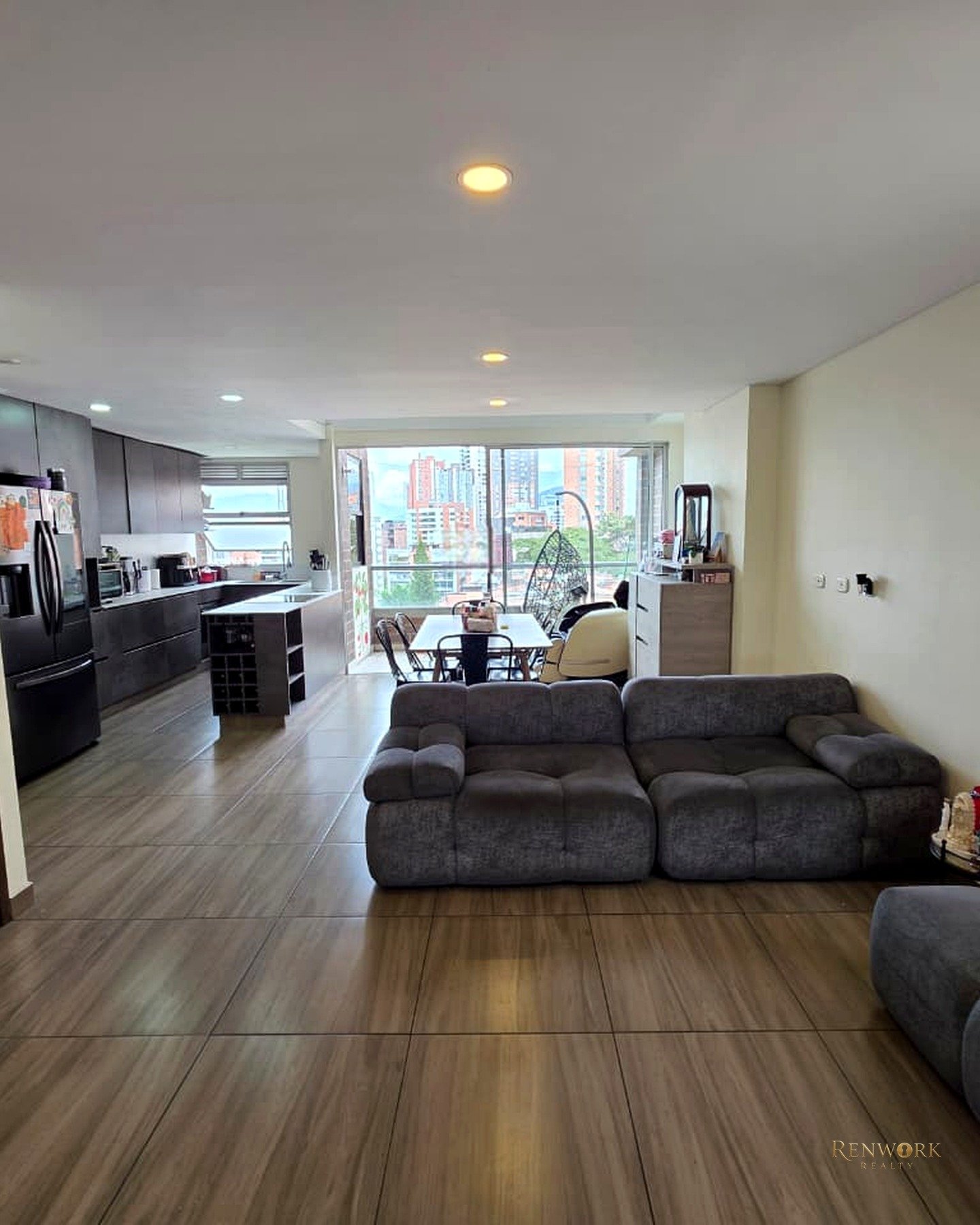 Vista de APARTAMENTO DUPLEX EN VENTA EN ENVIGADO SECTOR BOSQUES DE ZUÑIGA