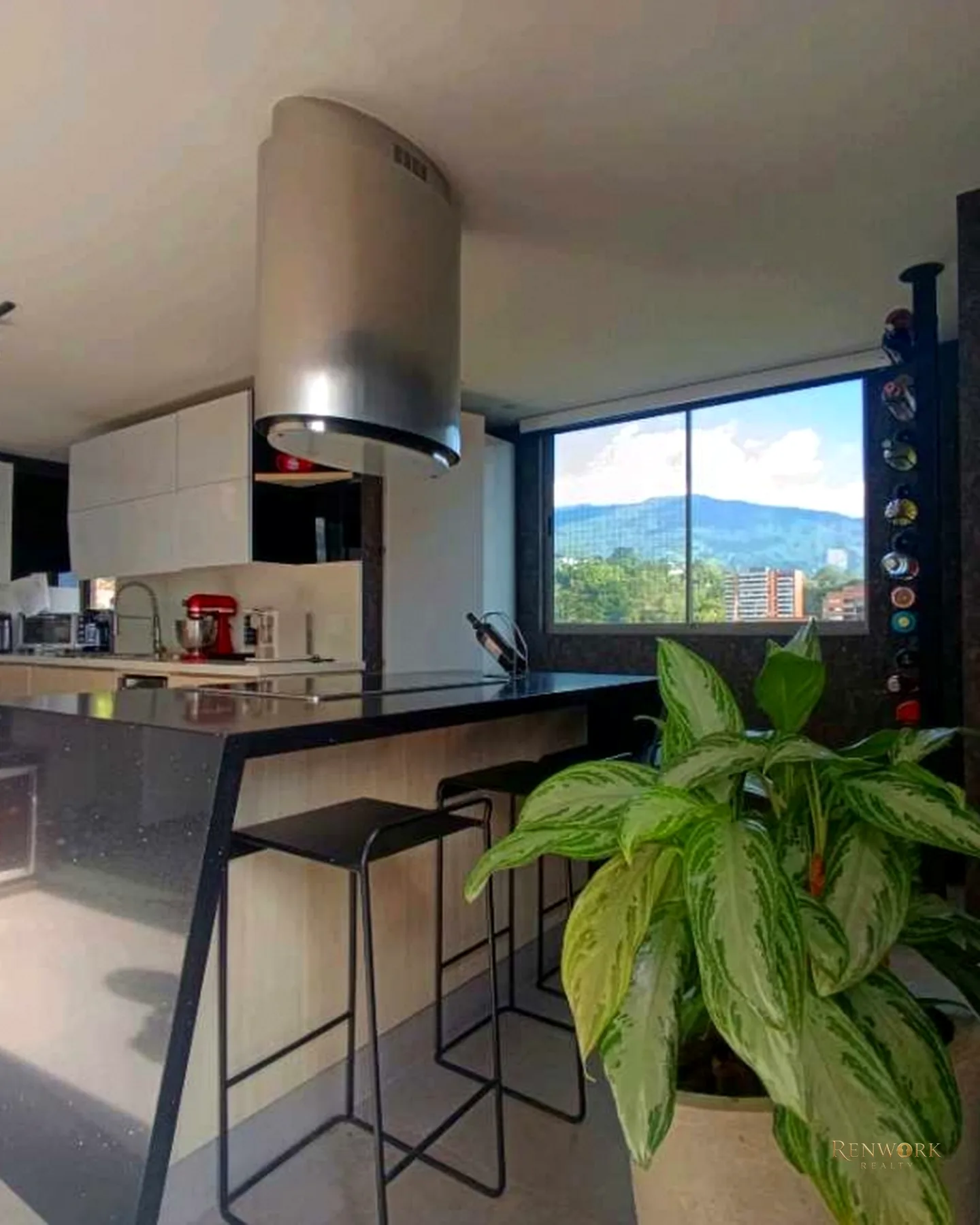APARTAMENTO DUPLEX EN VENTA, LOMA EL CHOCHO - ENVIGADO · foto 7