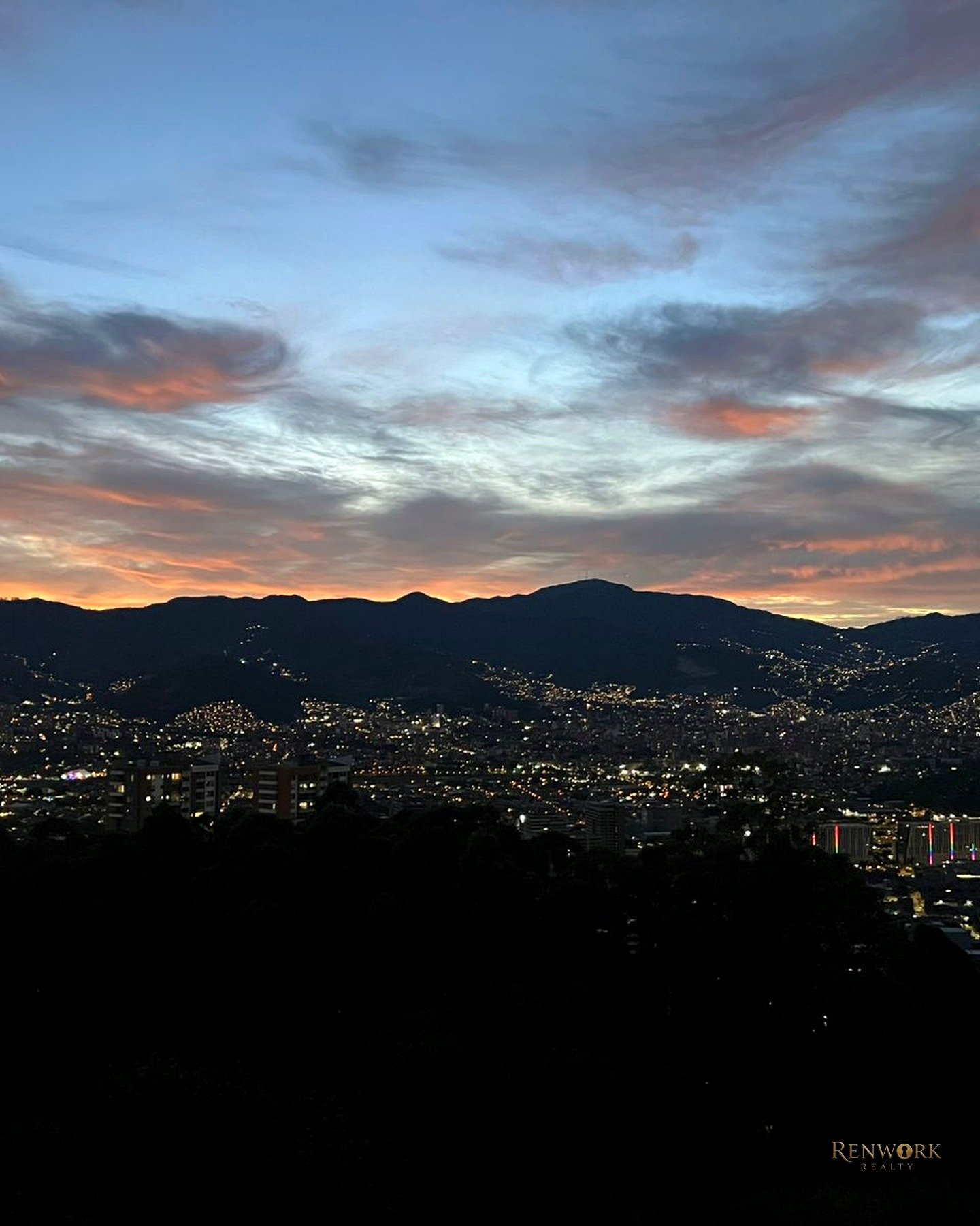 APARTAMENTO DUPLEX PARA LA VENTA EN LAS PALMAS MEDELLIN · foto 8
