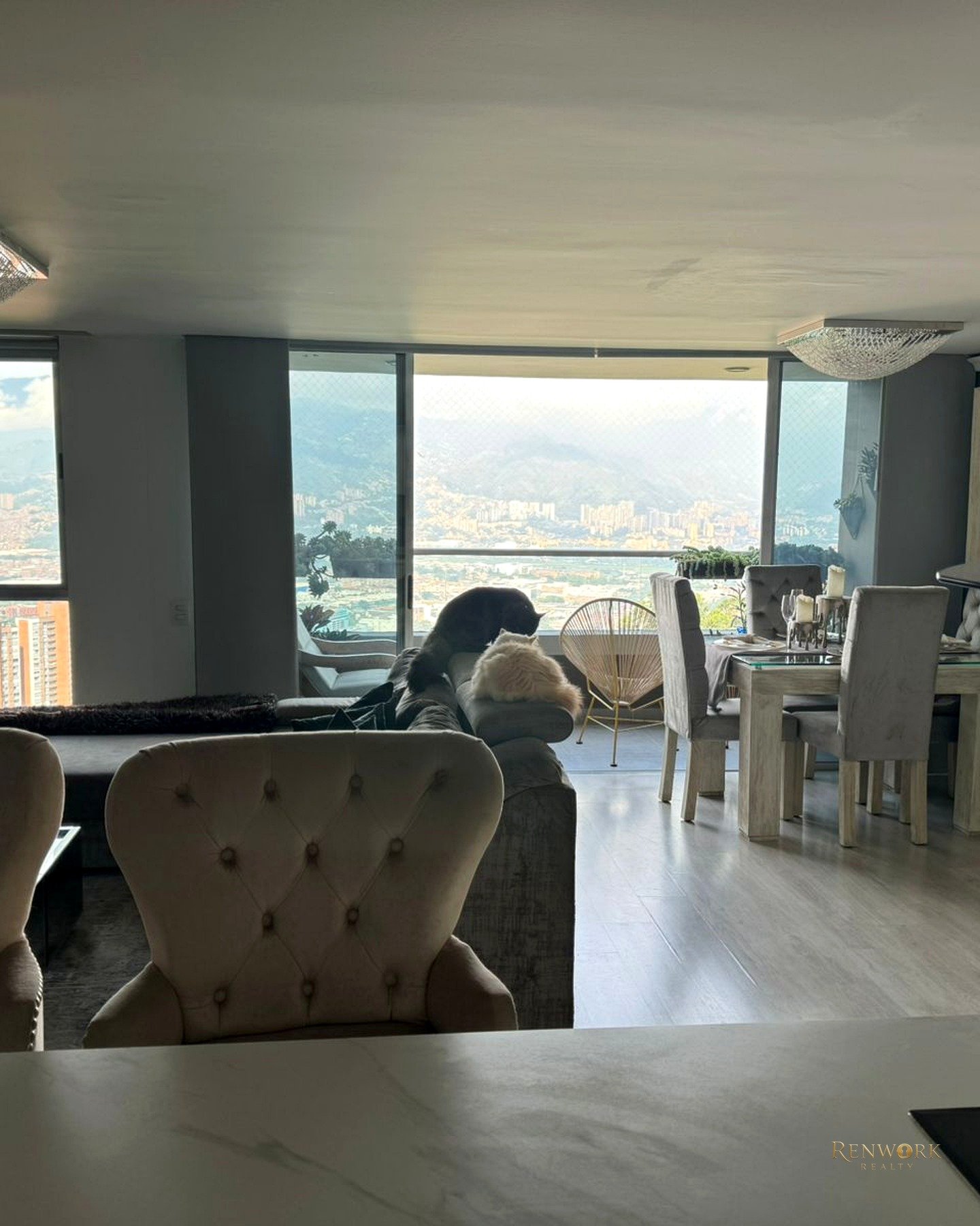 APARTAMENTO DUPLEX PARA LA VENTA EN LAS PALMAS MEDELLIN · foto 6